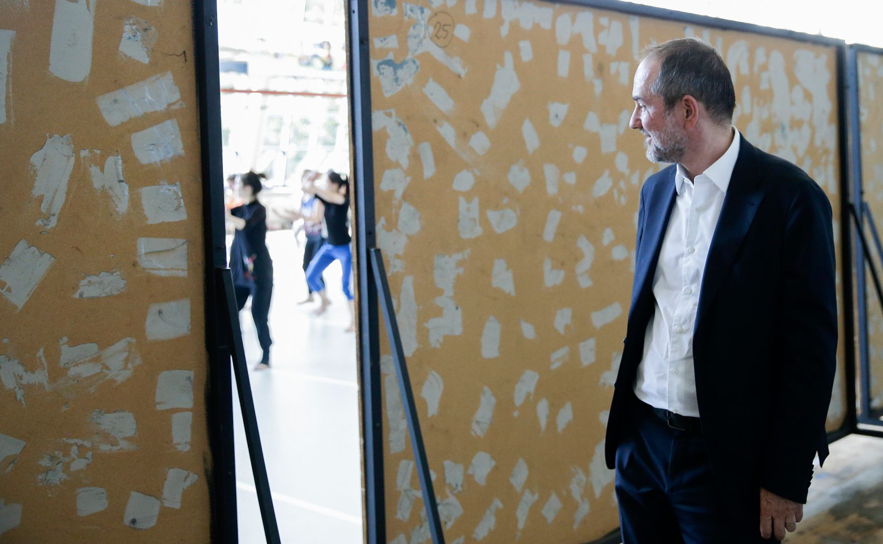 Am 18. Juli 2016 besuchte Kunst- und Kulturminister Thomas Drozda (im Bild) das ImPulsTanz Workshopzentrum und die Burgtheater Probeb&uuml;hne im Arsenal.