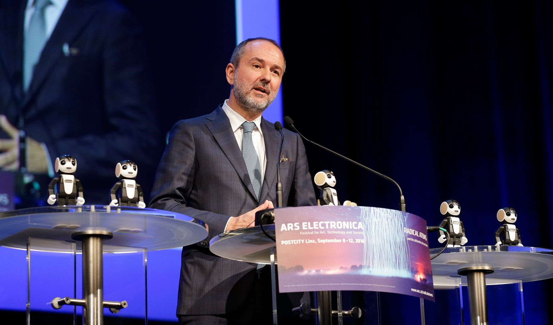 Am 9. September 2016 nahm Kunst- und Kulturminister Thomas Drozda an der Ars Electronica Gala teil. Im Bild bei der Festansprache.