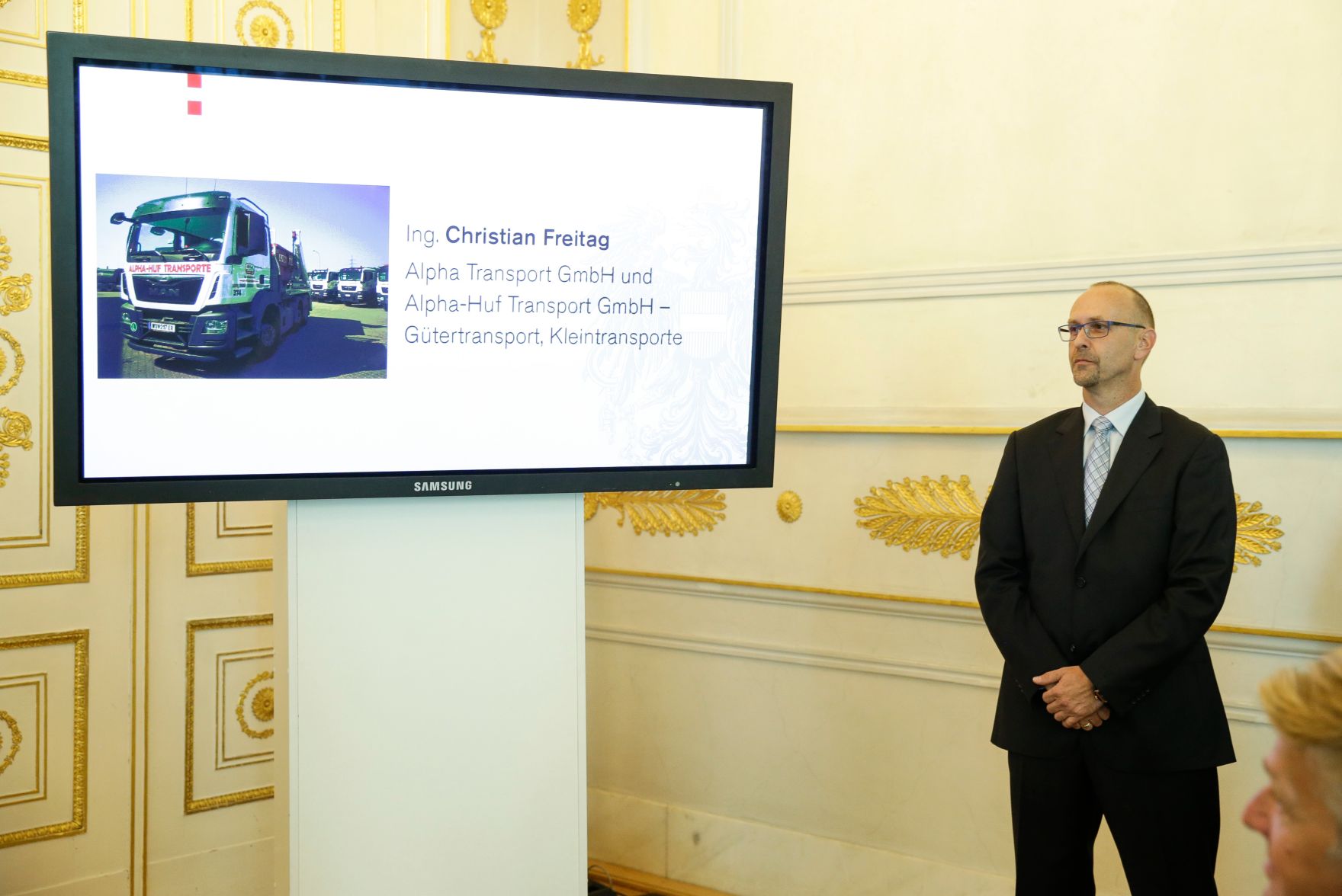 Am 14. September 2016 bestellte der Bundeskanzler Vertreterinnen und Vertreter der Wirtschaft zu Mitgliedern der bei der Bundesanstalt "Statistik &Ouml;sterreich" eingerichteten Wirtschaftskurie. Im Bild Kommerzialrat f&uuml;r die Statistik Christian Freitag.