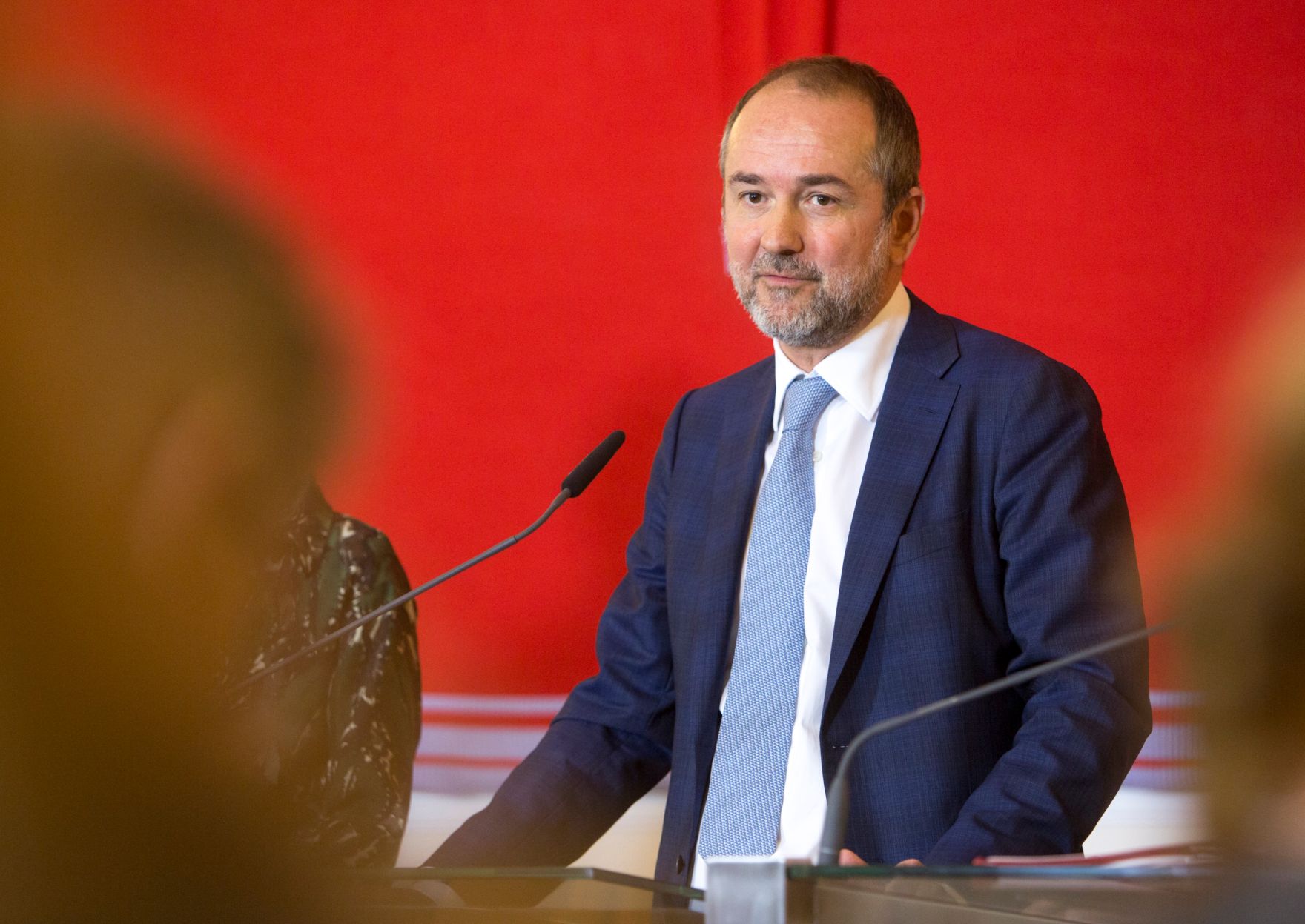 Am 17. Oktober 2016 gab Kunst- und Kulturminister Thomas Drozda (im Bild) gemeinsam mit Andrea Ecker, Sektionschefin f&uuml;r Kunst und Kultur eine Pressekonferenz bez&uuml;glich der Bestellung der wissenschaftlichen und kaufm&auml;nnischen Direktion des Belvedere Museum Wien 2017 bis 2022.