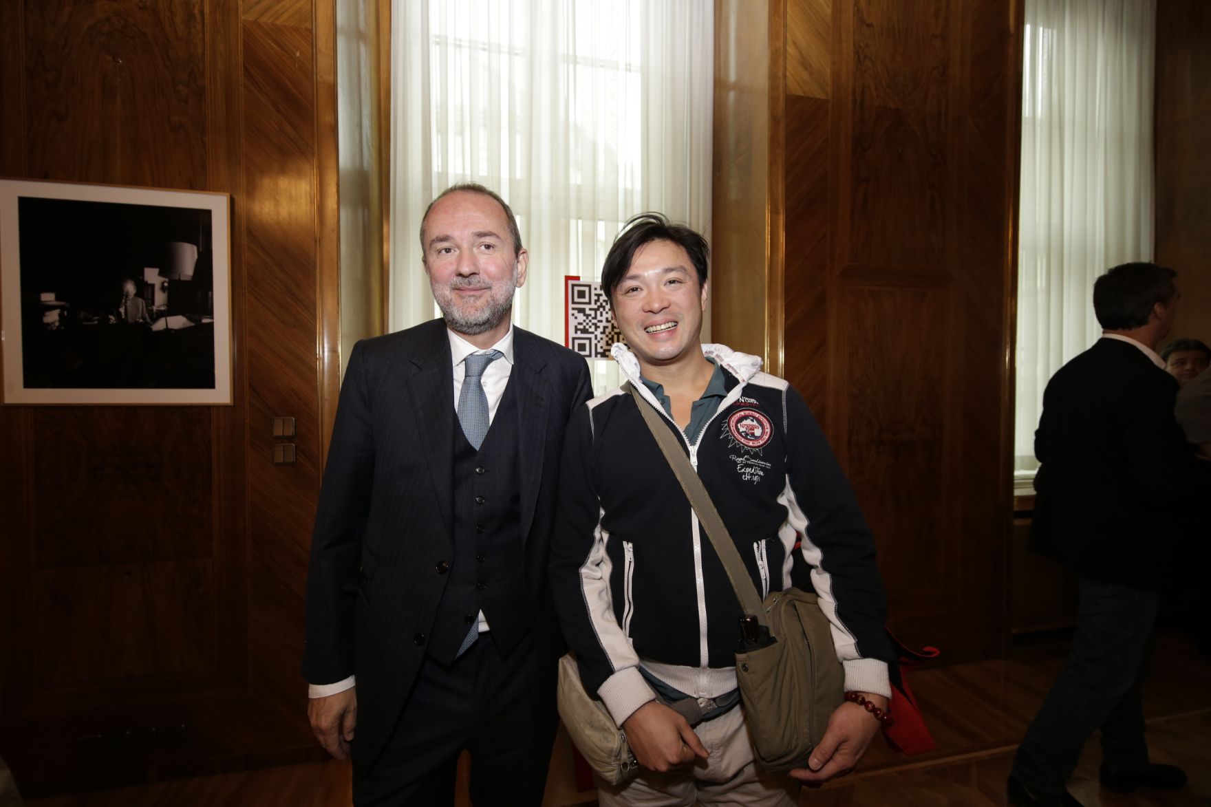 Am 26. Oktober 2016 empfing Kanzleramtsminister Thomas Drozda im Rahmen des Nationalfeiertages Besucherinnen und Besucher im Bundeskanzleramt.