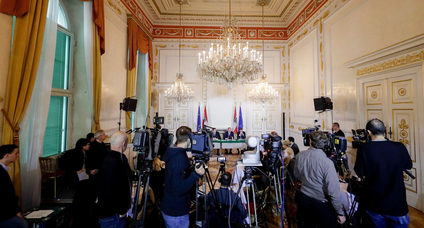 Am 6. Dezember 2016 fand das Medienbriefing &uuml;ber die Regierungssitzung statt.