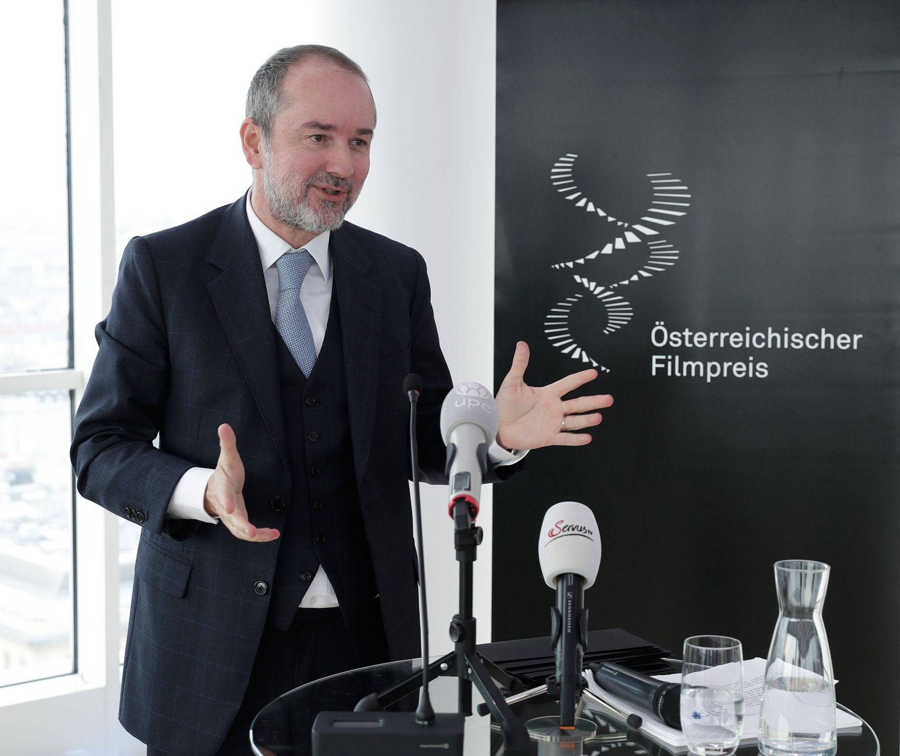 Am 14. Dezember 2016 fand im Ringturm die Nominierungspressekonferenz des &Ouml;sterreichischen Filmpreises statt. Im Bild Kunst- und Kulturminister Thomas Drozda.