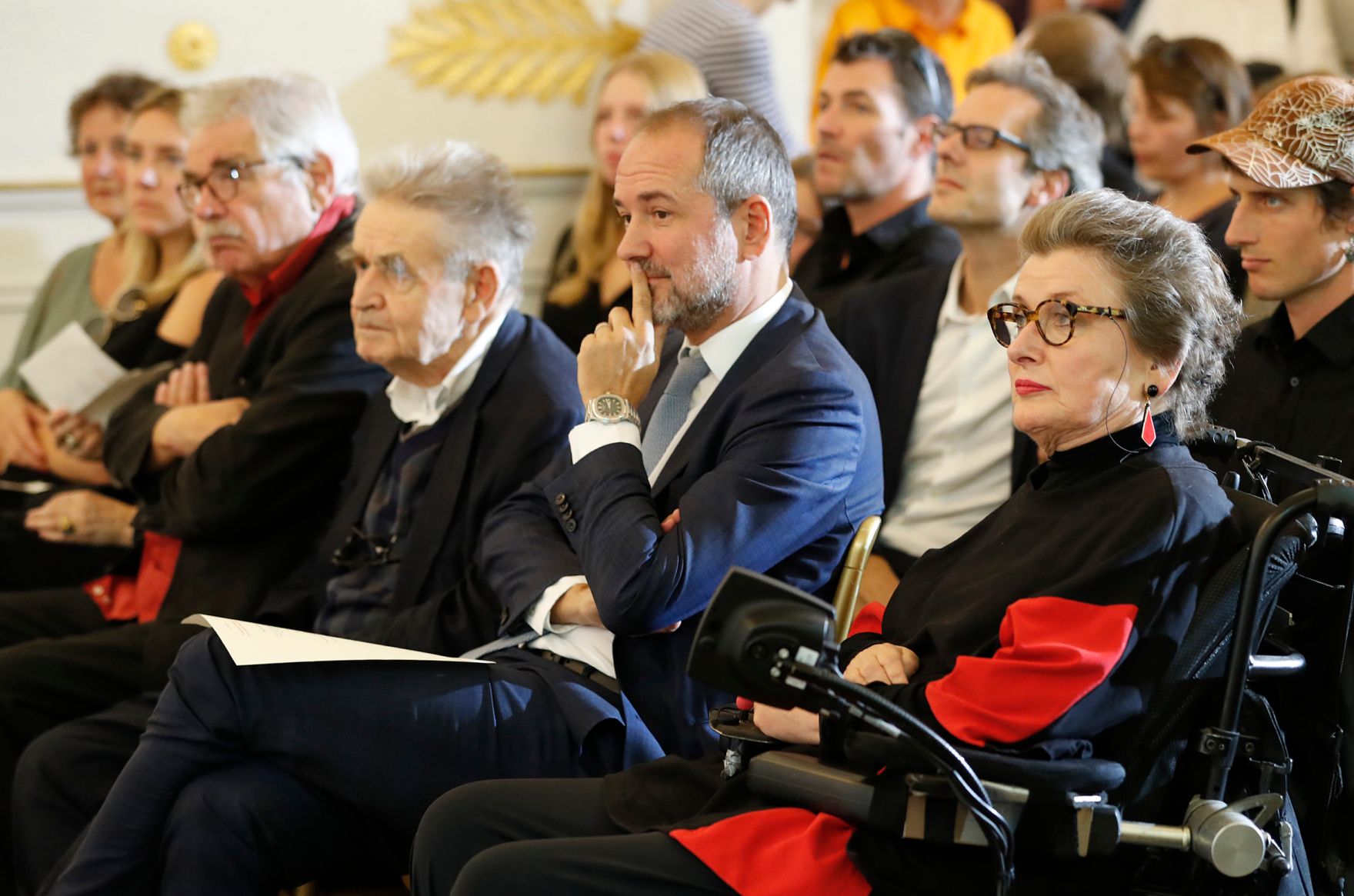 Am 29. September 2016 verlieh Kunst- und Kulturminister Thomas Drozda (m.r.) den Staatspreis f&uuml;r k&uuml;nstlerische Fotografie an Margherita Spiluttini (r.).