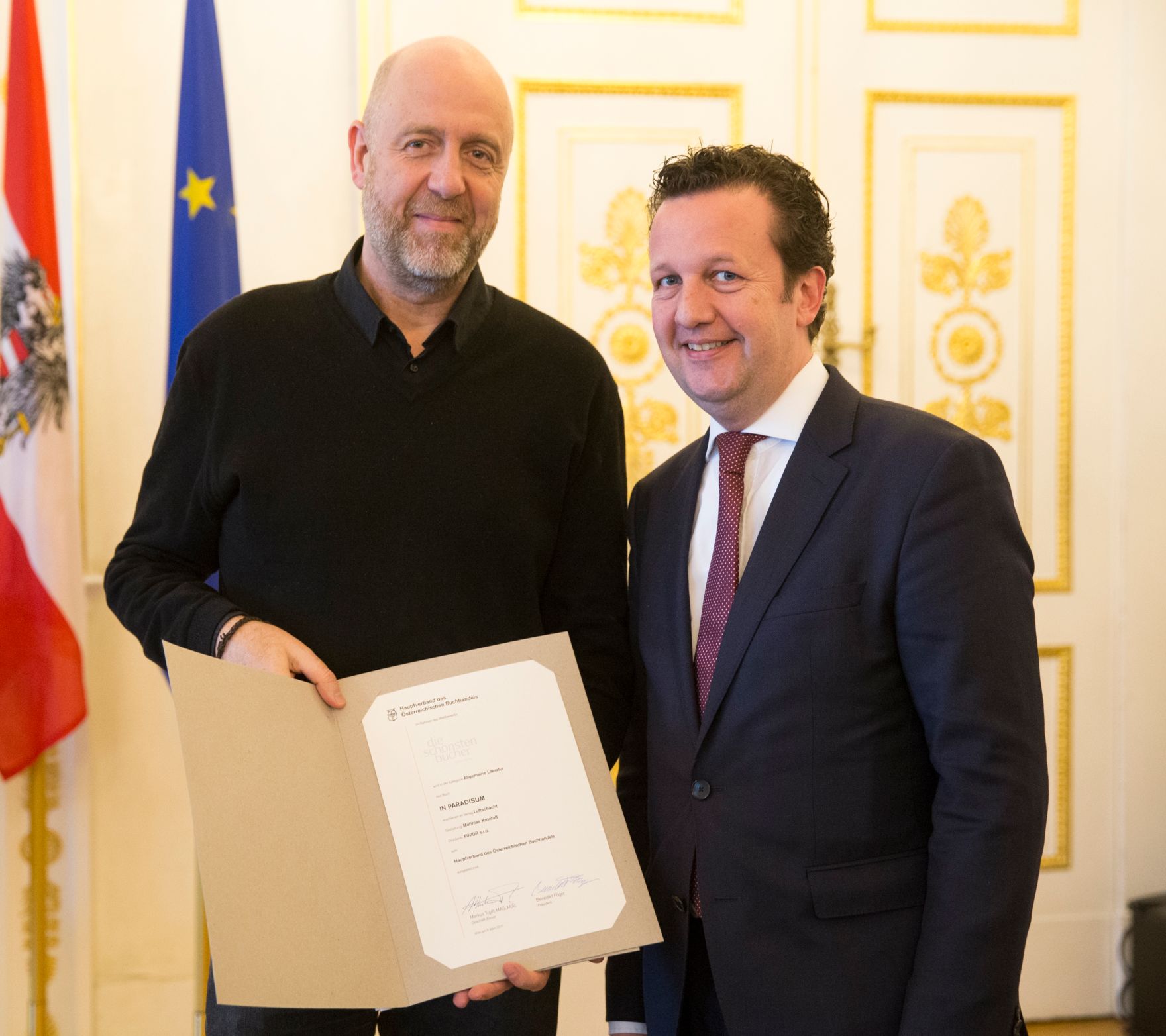 Am 9. M&auml;rz 2017 fand die Staatspreisverleihung f&uuml;r die "Sch&ouml;nsten B&uuml;cher &Ouml;sterreichs" statt. Im Bild der Pr&auml;sident des Hauptverbandes des &Ouml;sterreichischen Buchhandels, Benedikt F&ouml;ger (r.) mit J&uuml;rgen Lagger (l.).