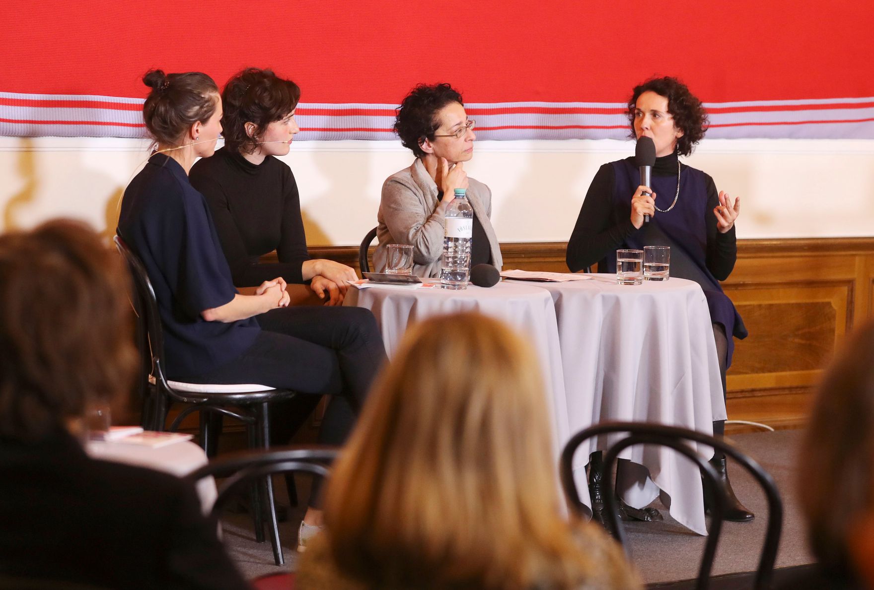 Am 19. April fand die Diskussionsreihe &bdquo;Open Space&ldquo; mit Bundesminister Thomas Drozda, Maria Lisogorskaya, Isolde Charim, Verena Konrad und Angelika Fitz statt.