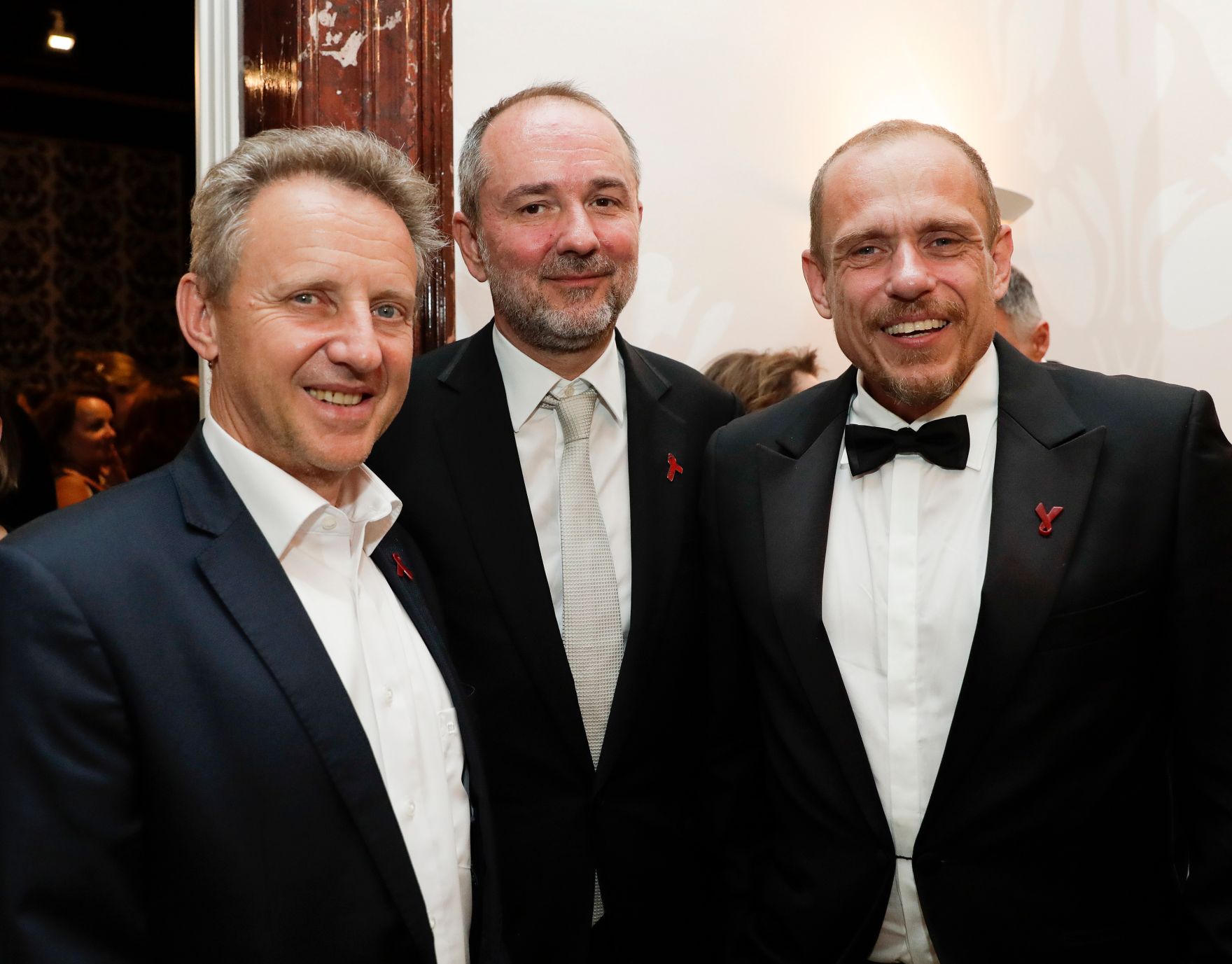 Am 6. Juni 2017 besuchte Kunst- und Kulturminister Thomas Drozda (m.) das Life-Ball Celebration Concert im Burgtheater. Im Bild mit Gery Keszler (r.).