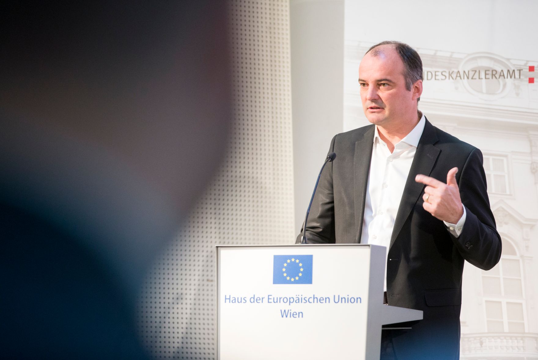 Am 9. Juni 2017 nahm Kunst- und Kulturminister Thomas Drozda an der Veranstaltung "Europ&auml;ische Kulturhauptstadt 2024 - Mehr Kultur durch mehr Europa" teil. Im Bild Georg Pfeifer, Leiter des Informationsb&uuml;ros des Europ&auml;ischen Parlaments in &Ouml;sterreich, Haus der Europ&auml;ischen Union.