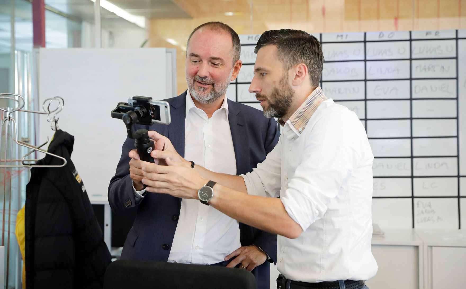 Am 20. Juli 2017 besuchte Kunst- und Kulturminister Thomas Drozda (l.) das Medienhaus im Zuge der Bregenzer Festspiele in Vorarlberg.