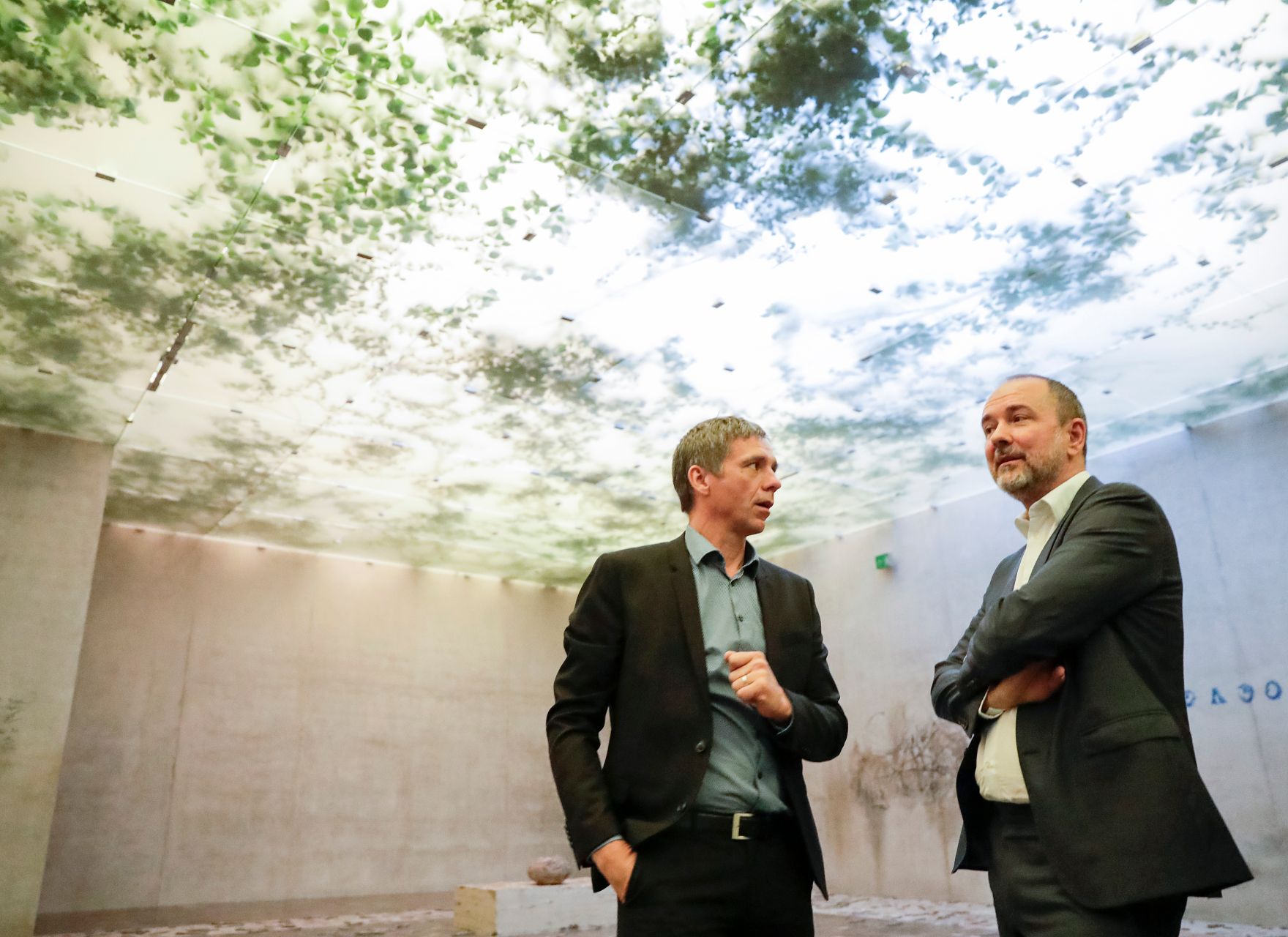 Am 20. Juli 2017 besuchte Kunst- und Kulturminister Thomas Drozda (r.) das Kunsthaus im Zuge der Bregenzer Festspiele in Vorarlberg.