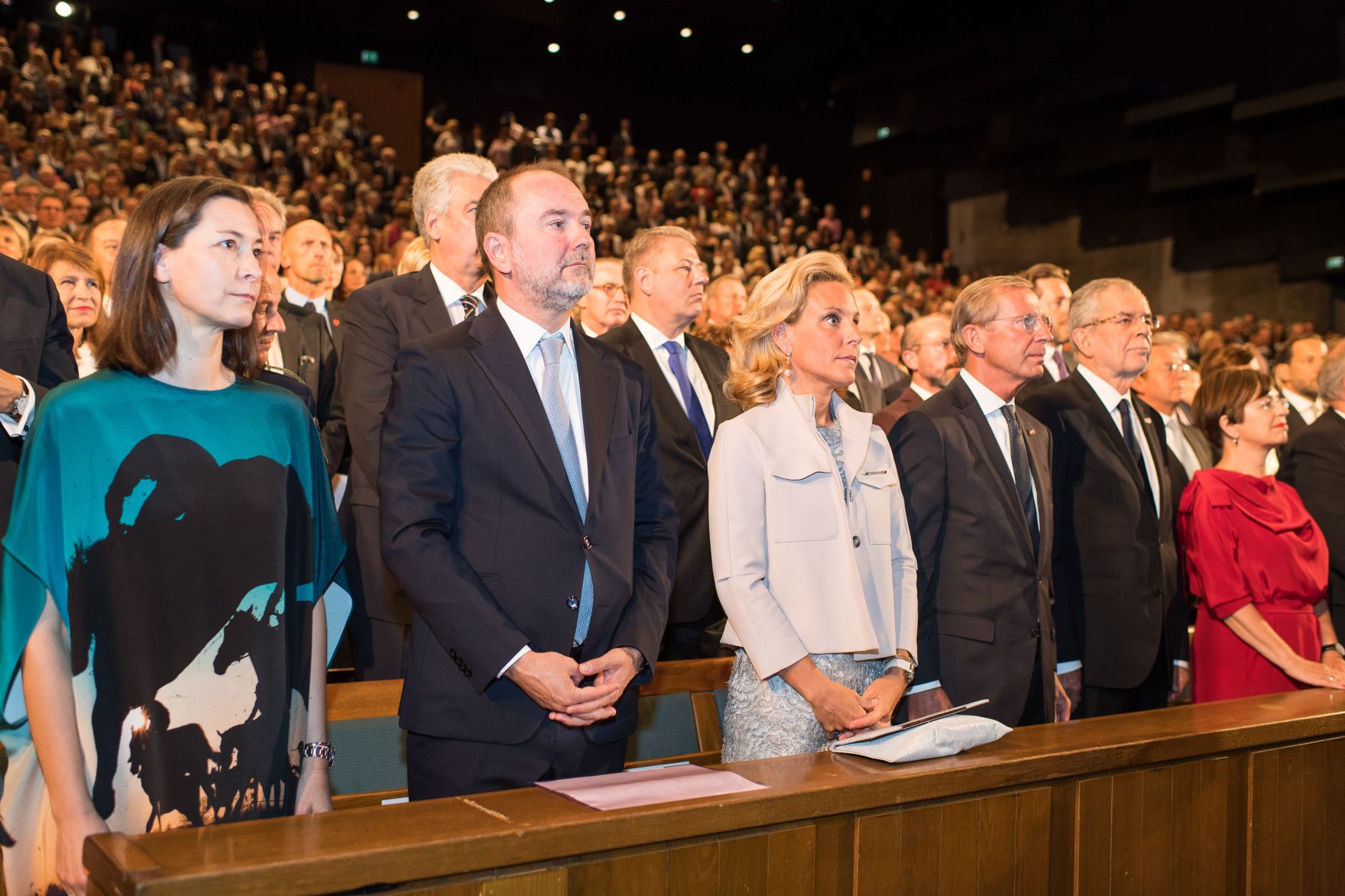 Am 27. Juli 2017 er&ouml;ffnete Kunst- und Kulturminister Thomas Drozda (2.v.l.) die Salzburger Festspiele in der Felsenreitschule.