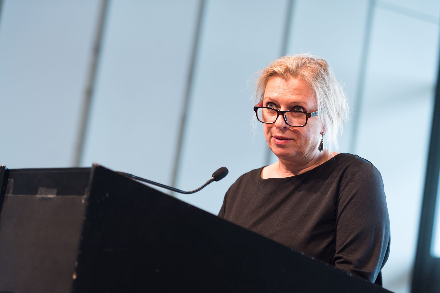 Am 28. Juli 2017 verlieh Kunst- und Kulturminister Thomas Drozda den &Ouml;sterreichischen Staatspreis f&uuml;r europ&auml;ische Literatur an Karl Ove Knausgard anl&auml;sslich der Salzburger Festspiele. Im Bild Herausgeberin Regina Kammerer, die den Preis stellvertretend entgegen nahm.