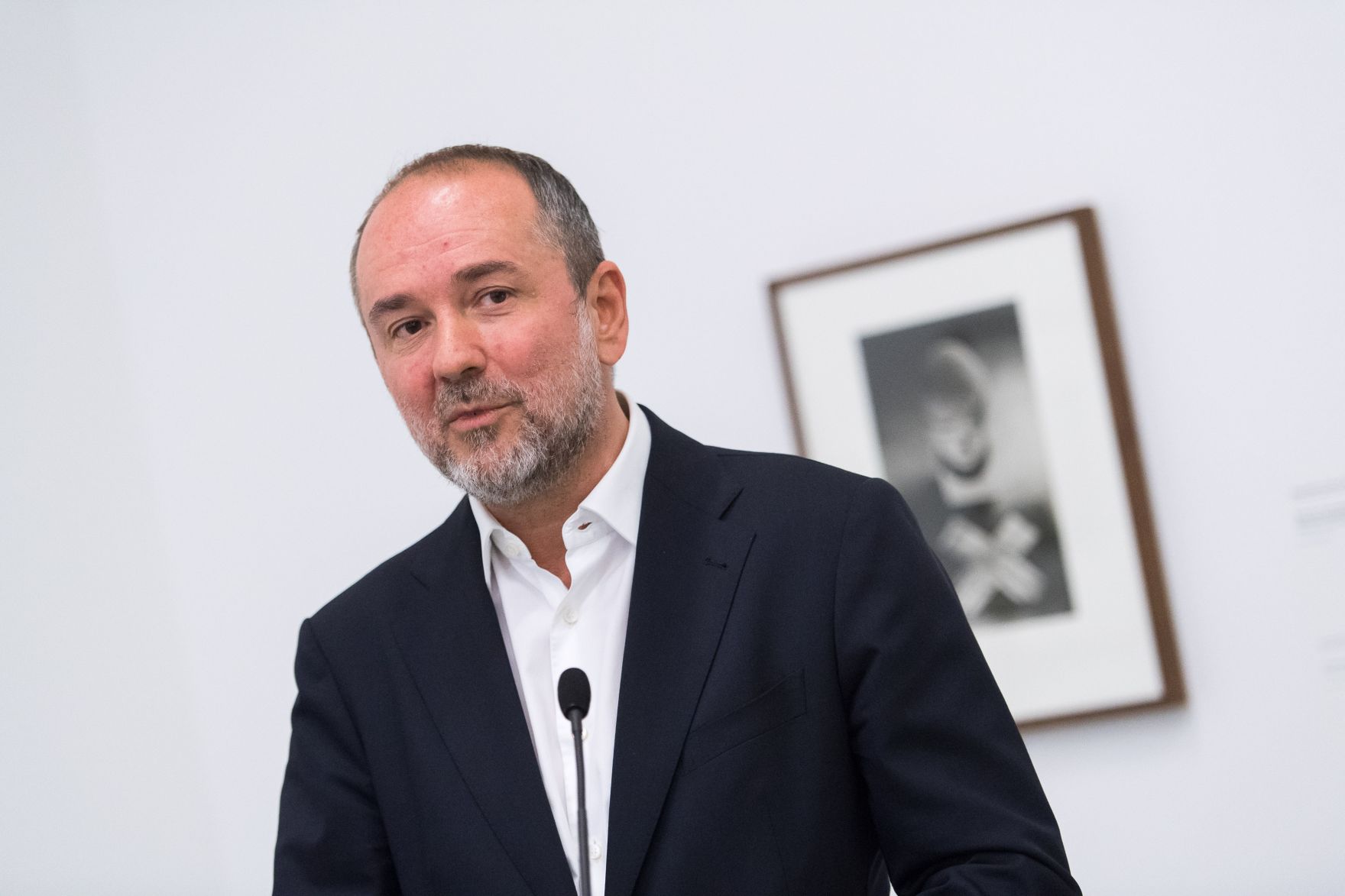 Am 28. Juli 2017 luden Bundeskanzler Christian Kern und Kunst- und Kulturminister Thomas Drozda (im Bild) zum Cocktailempfang im Museum der Moderne anl&auml;sslich der Salzburger Festspiele.