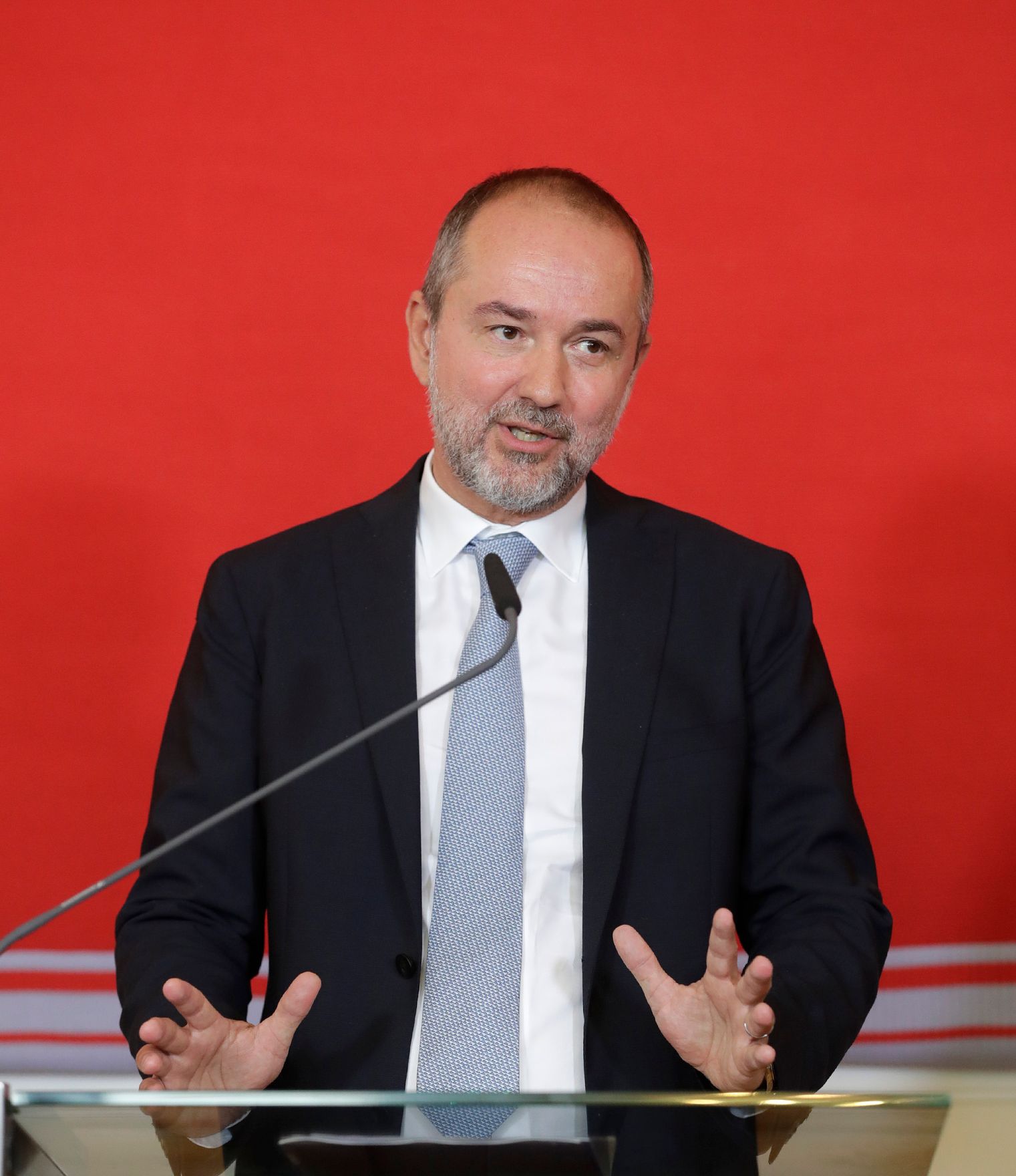 Am 1. September 2017 gab Kunst- und Kulturminister Thomas Drozda (im Bild) eine Pressekonferenz zur Besetzung der wissenschaftlichen Direktion des Kunsthistorischen Museums Wien ab 2019.