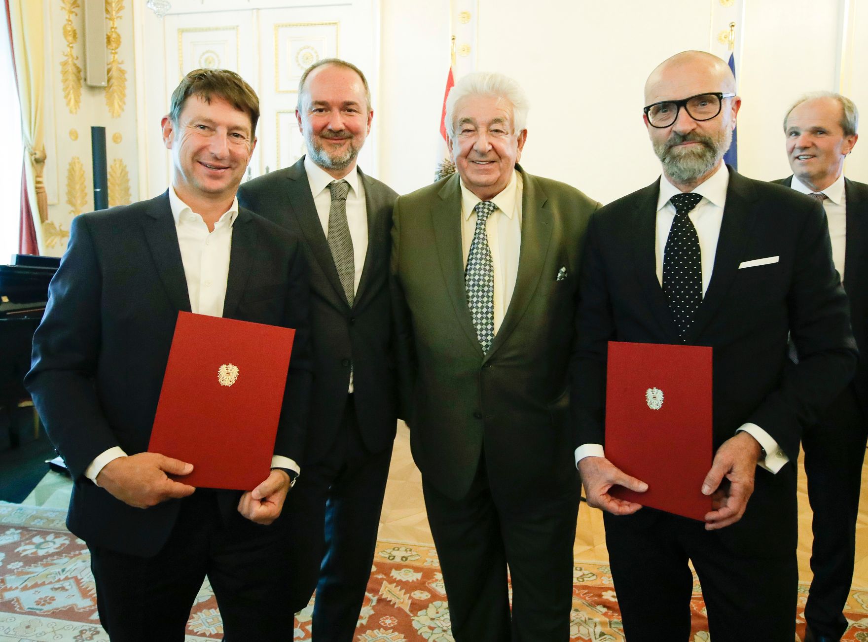 Am 27. September 2017 bestellte der Bundeskanzler Vertreterinnen und Vertreter der Wirtschaft zu Mitgliedern der bei der Bundesanstalt &quot;Statistik &Ouml;sterreich&quot; eingerichteten Wirtschaftskurie.