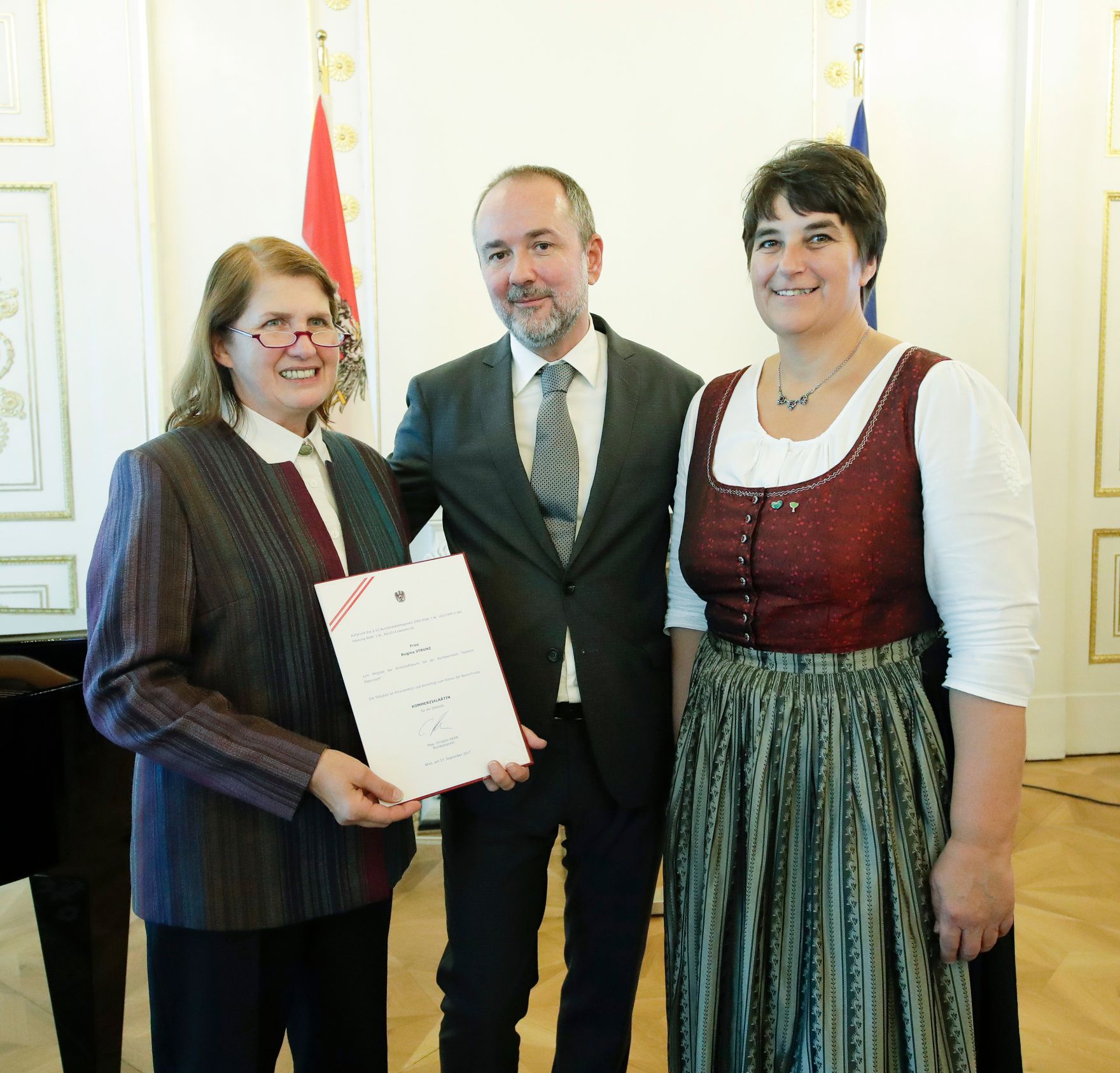 Am 27. September 2017 bestellte der Bundeskanzler Vertreterinnen und Vertreter der Wirtschaft zu Mitgliedern der bei der Bundesanstalt &quot;Statistik &Ouml;sterreich&quot; eingerichteten Wirtschaftskurie.