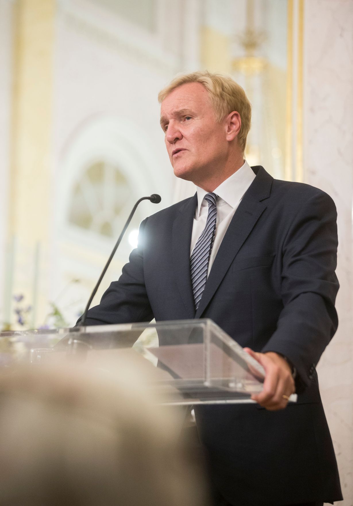 Am 28. September 2017 nahm Kunst- und Kulturminister Thomas Drozda an der Ausstellungser&ouml;ffnung &quot;Raffael&quot; teil. Im Bild Klaus Albrecht Schr&ouml;der, Gesch&auml;ftsf&uuml;hrer Albertina.