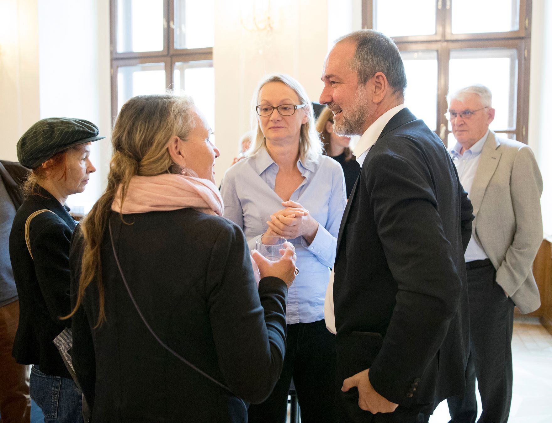Am 4. Oktober 2017 lud Kunst- und Kulturminister Thomas Drozda (r.) zu einem OPEN:SPACE Fr&uuml;hst&uuml;ck ein.