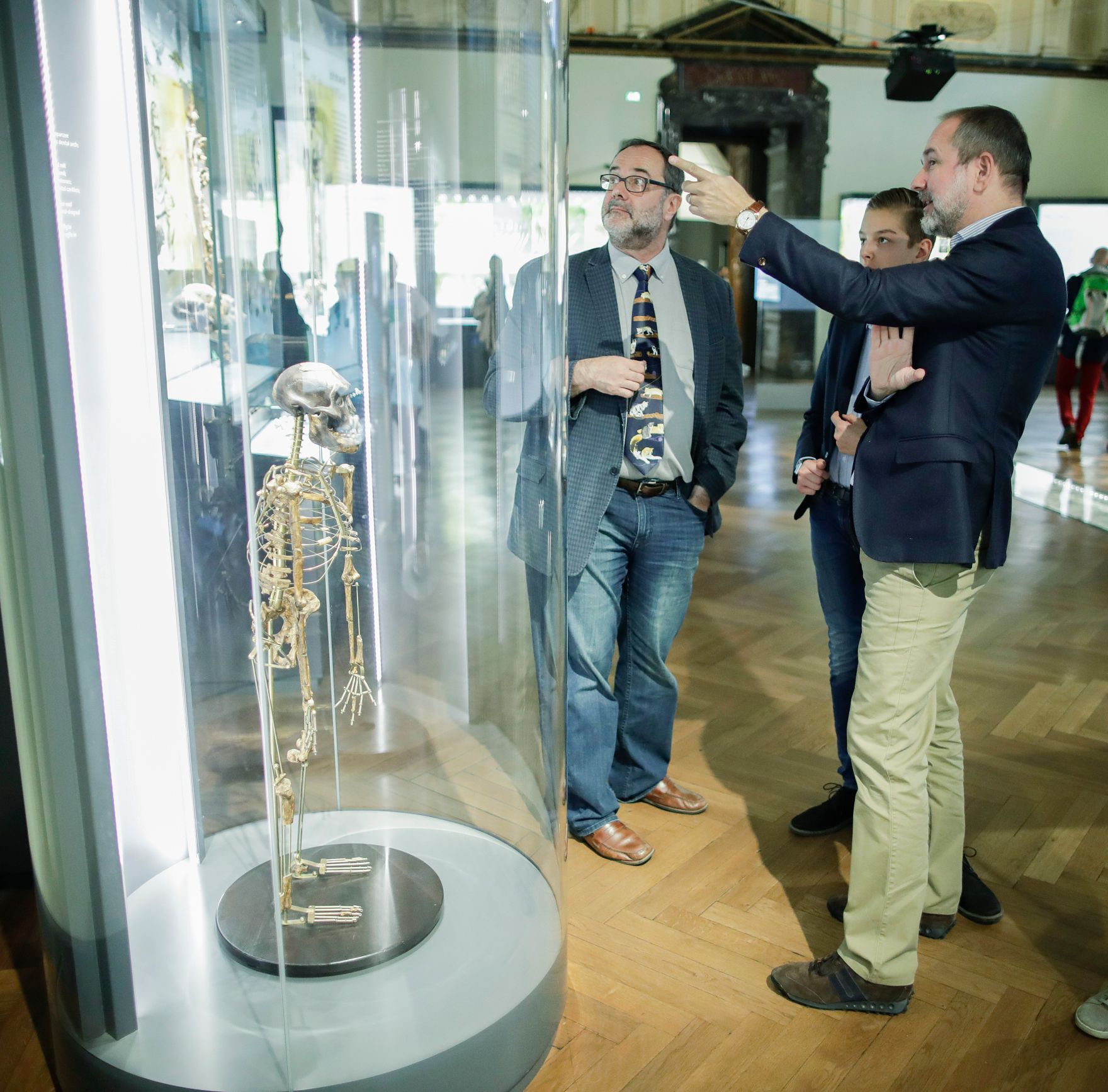 Am 7. Oktober 2017 fand die Langen Nacht der Museen statt. Im Bild Kunst- und Kulturminister Thomas Drozda (r.) im Naturhistorischen Museum.