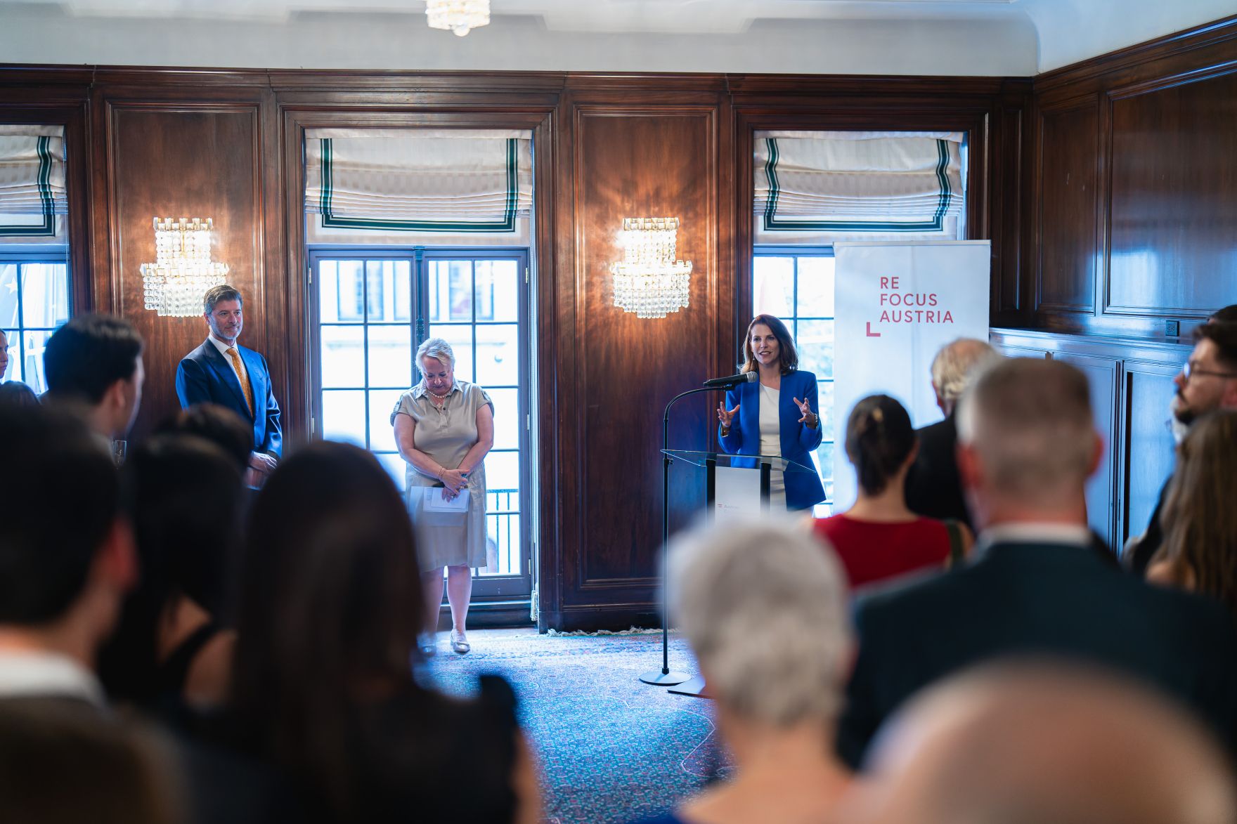 Am 16. Juli 2024 reiste Bundesministerin Karoline Edtstadler zu einem mehrt&auml;gigen Arbeitsbesuch nach New York. Im Bild beim Empfang mit der HLPF-Delegation und Wirtschaftsvertretern.