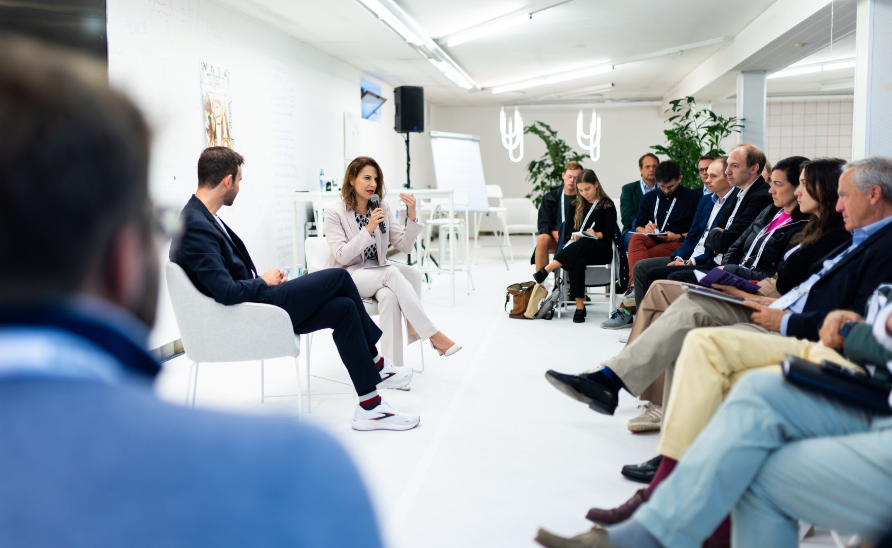 Am 26. August 2024 nahm Bundesministerin Karoline Edtstadler (m.l.) an dem mehrt&auml;gigen &bdquo;European Forum Alpbach 2024&ldquo; teil.