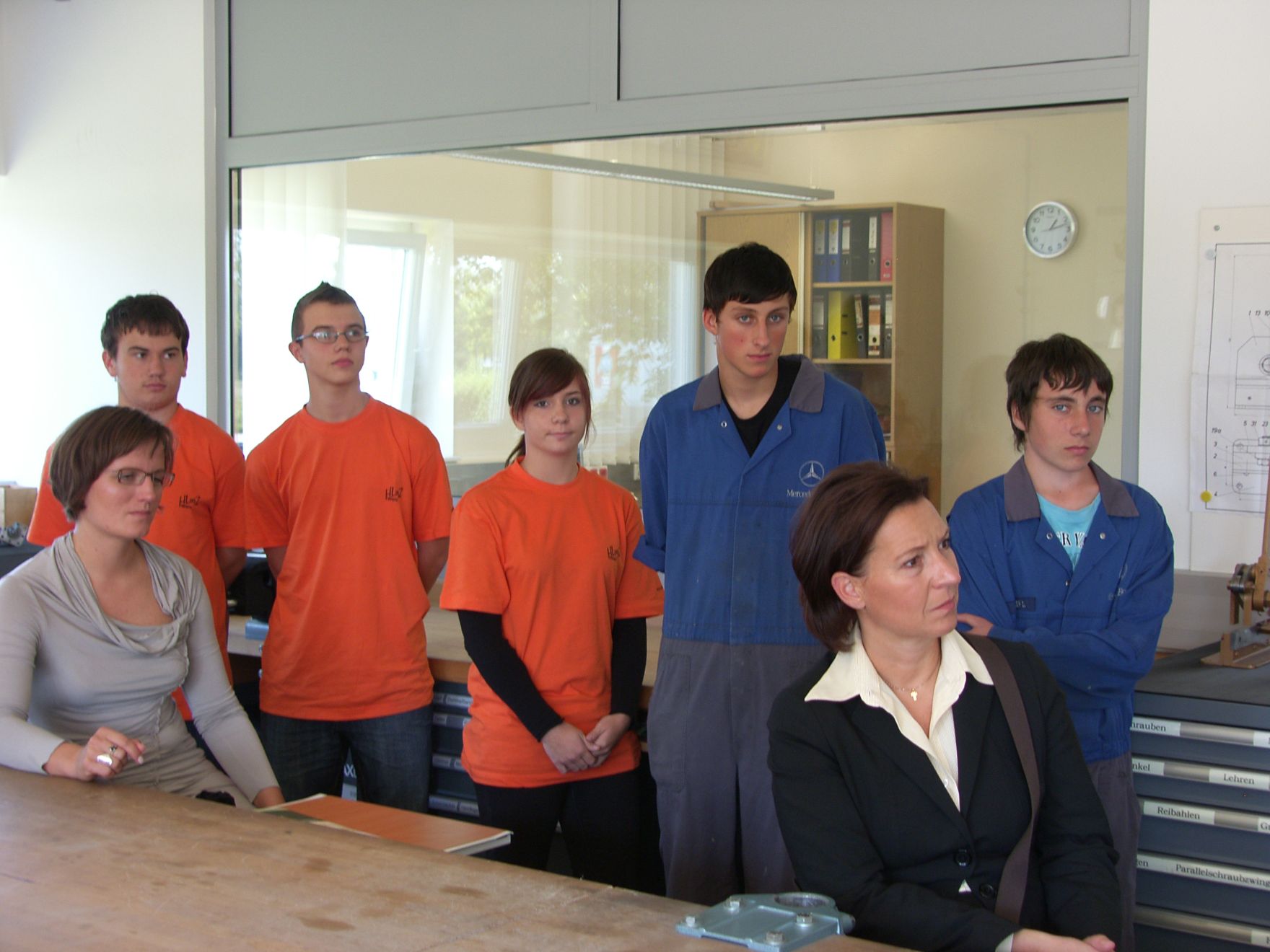 Am 7. September 2009 besuchte die Bundesministerin f&uuml;r Frauen und &ouml;ffentlichen Dienst, Gabriele Heinisch-Hosek die Bundesheerlehrwerkst&auml;tte Wels.