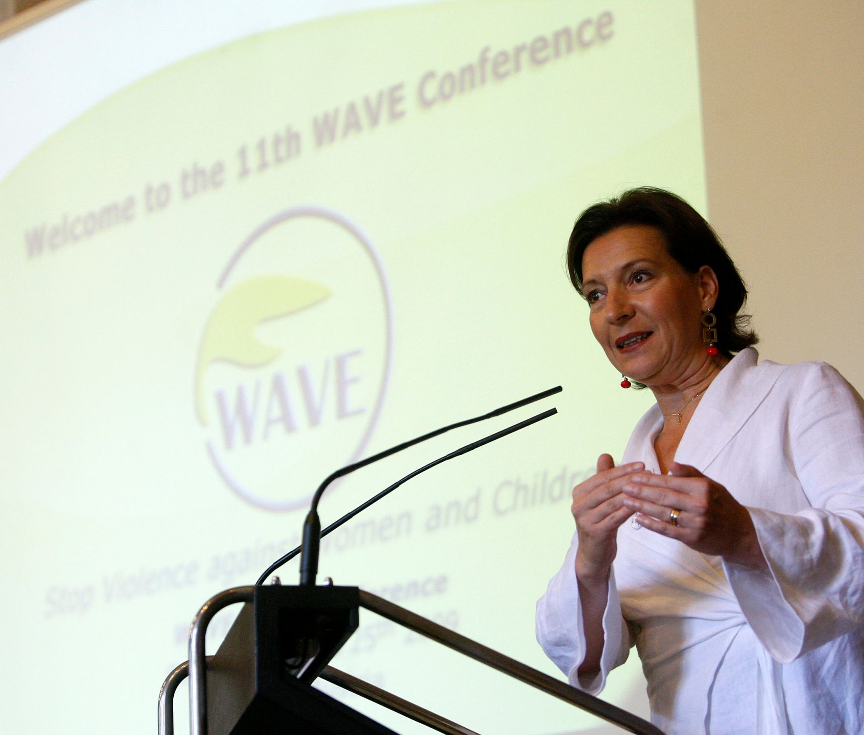 Er&ouml;ffnung der 11. WAVE-Konferenz durch Bundesministerin Gabriele Heinisch-Hosek in der Technischen Universit&auml;t Wien.