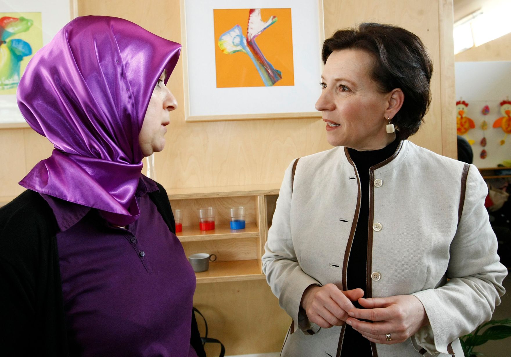 Am 19. M&auml;rz 2010 startete die Bundesministerin f&uuml;r Frauenangelegenheiten und &Ouml;ffentlichen Dienst, Gabriele Heinisch-Hosek im Rahmen eines Bundesl&auml;ndertags in Salzburg, die Dialogtour f&uuml;r ein besseres Zusammenleben zwischen &Ouml;sterreicherInnen und MigrantInnen.