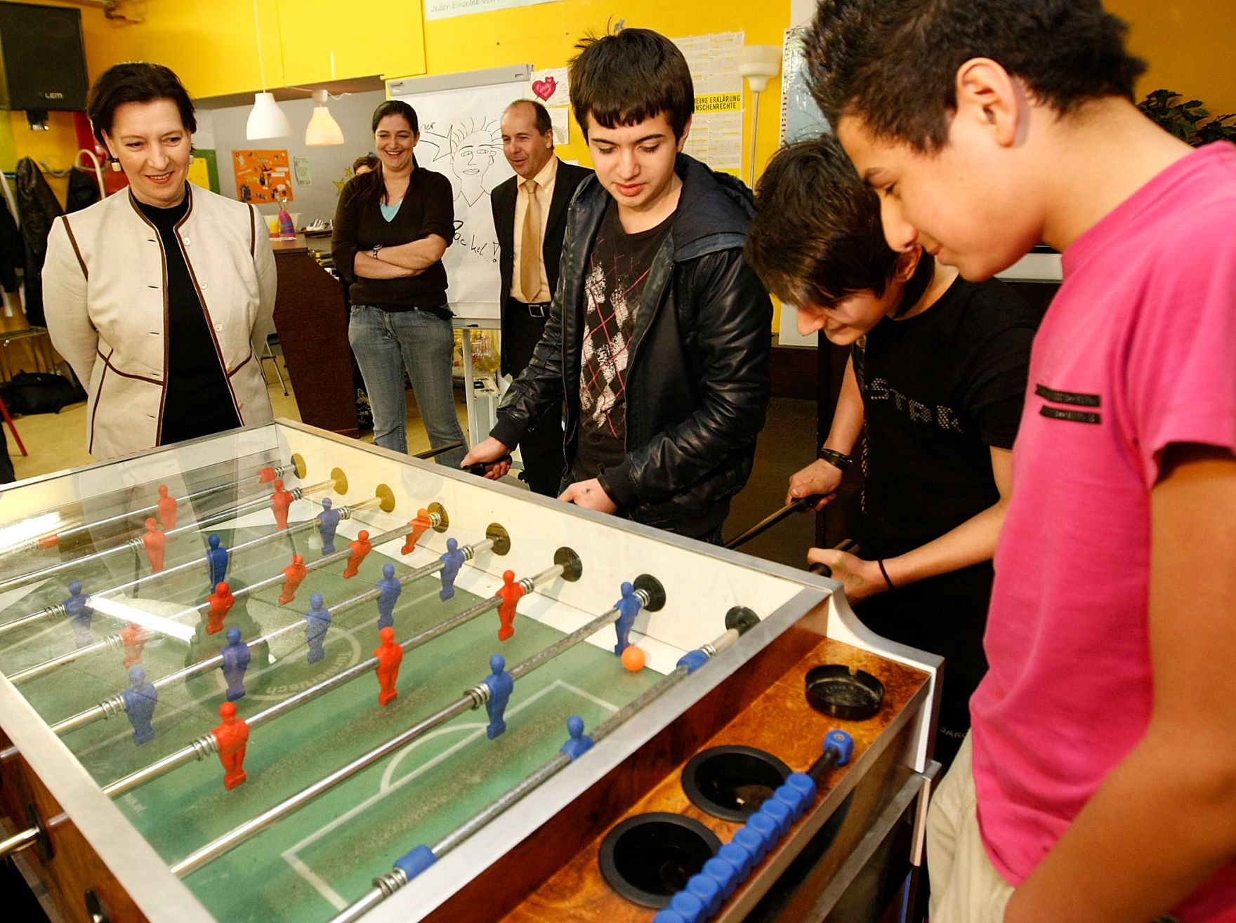 Am 19. M&auml;rz 2010 startete die Bundesministerin f&uuml;r Frauenangelegenheiten und &Ouml;ffentlichen Dienst, Gabriele Heinisch-Hosek im Rahmen eines Bundesl&auml;ndertags in Salzburg, die Dialogtour f&uuml;r ein besseres Zusammenleben zwischen &Ouml;sterreicherInnen und MigrantInnen.
