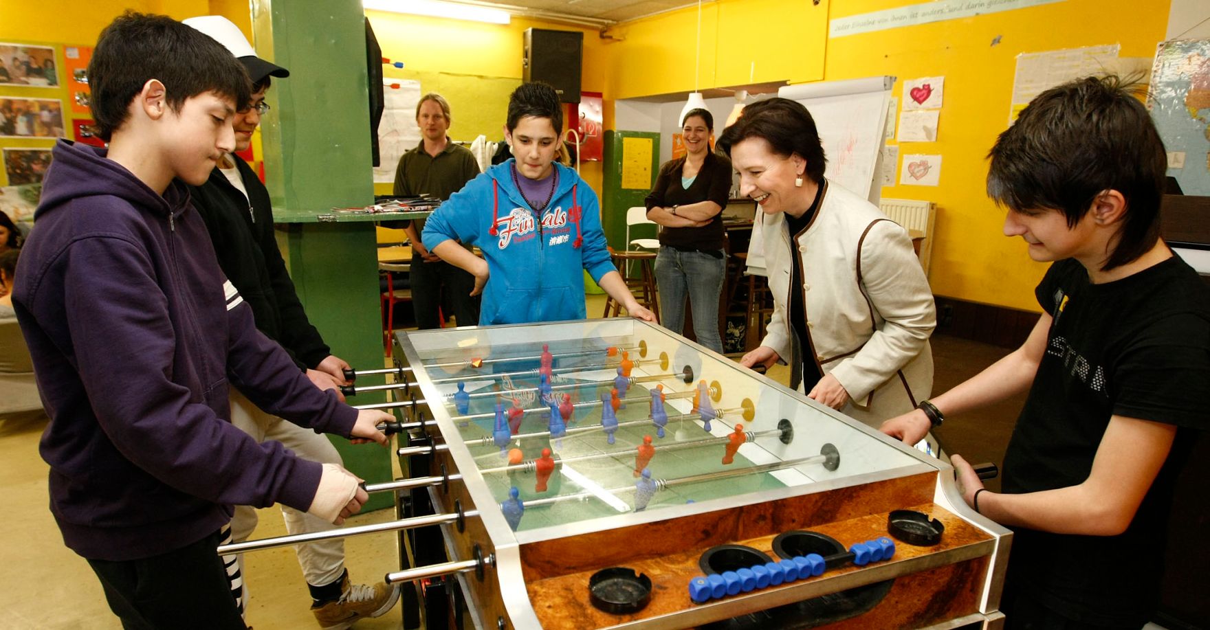 Am 19. M&auml;rz 2010 startete die Bundesministerin f&uuml;r Frauenangelegenheiten und &Ouml;ffentlichen Dienst, Gabriele Heinisch-Hosek im Rahmen eines Bundesl&auml;ndertags in Salzburg, die Dialogtour f&uuml;r ein besseres Zusammenleben zwischen &Ouml;sterreicherInnen und MigrantInnen.