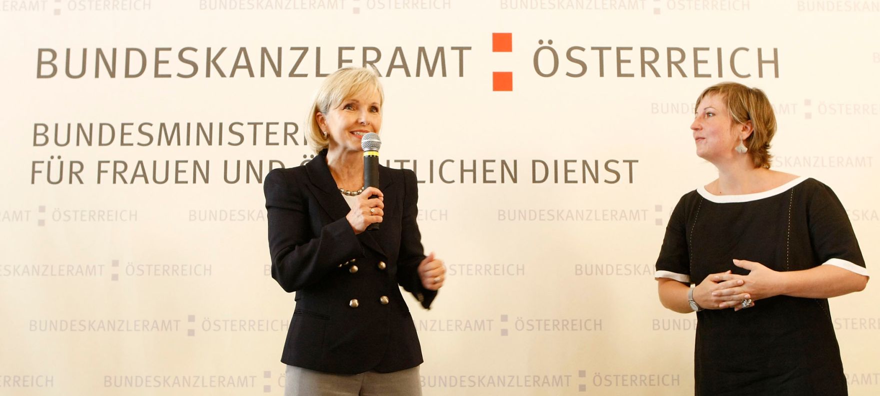 Am 30. Juni 2010 fand im B&uuml;ro von Frauenministerin Gabriele Heinisch-Hosek die Pr&auml;sentation des ExpertInnenpapiers zur Gleichstellung am Arbeitsmarkt statt.