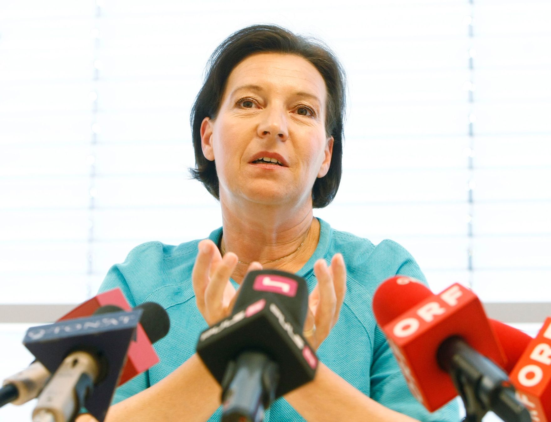Bundesministerin f&uuml;r Frauenangelegenheiten und &Ouml;ffentlichen Dienst Gabriele Heinisch-Hosek bei der Pressekonferenz zum Thema &quot;Finanzierung der Kinderbetreuung fortsetzen - konkrete Vorschl&auml;ge zur Umsetzung&quot;.