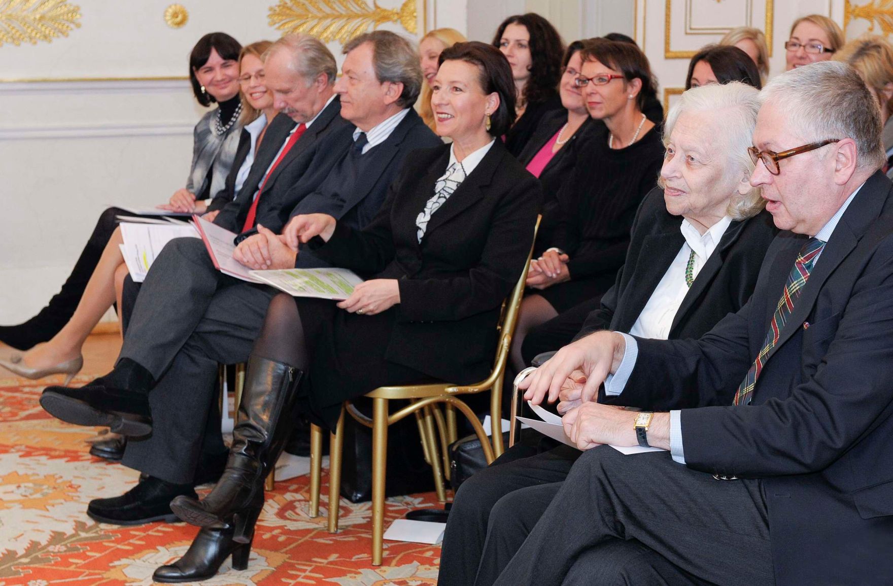 Am 27. Oktober 2010 lud Frauenministerin Gabriele Heinisch-Hosek zur K&auml;the-Leichter-Preisverleihung 2010 ins Bundeskanzleramt in Wien.