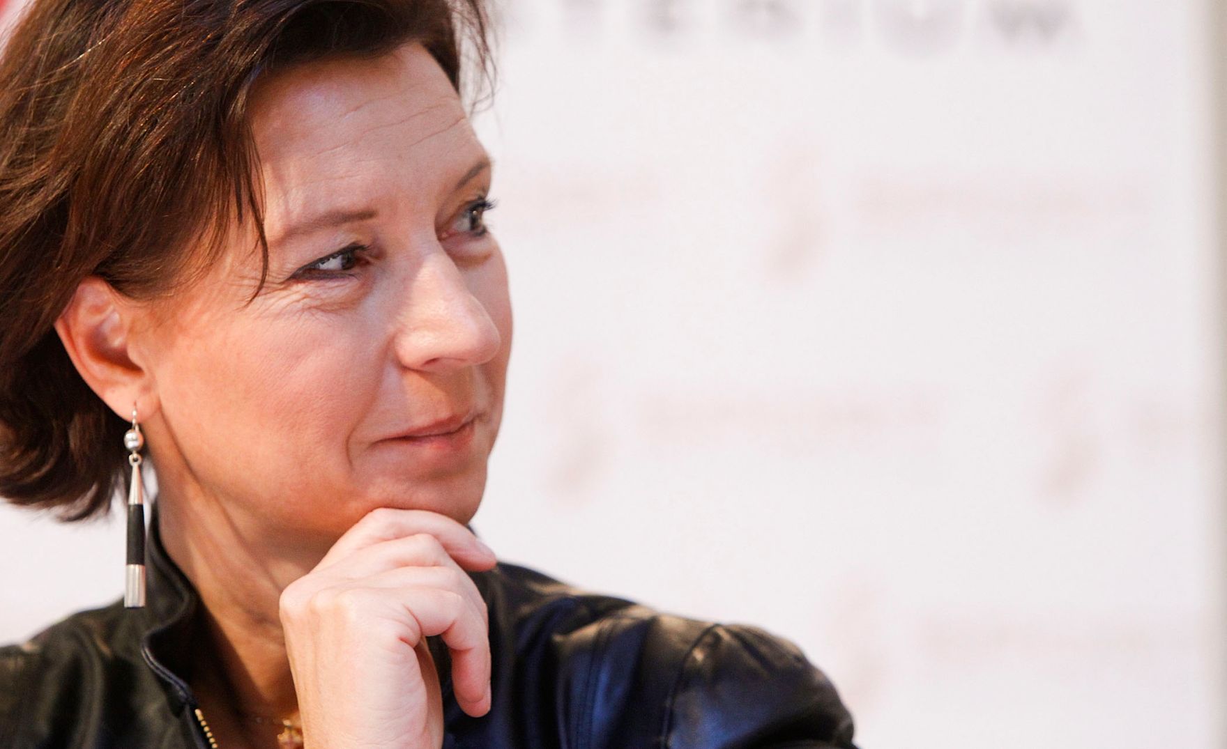 Am 18. Oktober 2011 Frauenministerin Gabriele Heinisch-Hosek bei der Pressekonferenz des Vereins &quot;100% Sport&quot;.