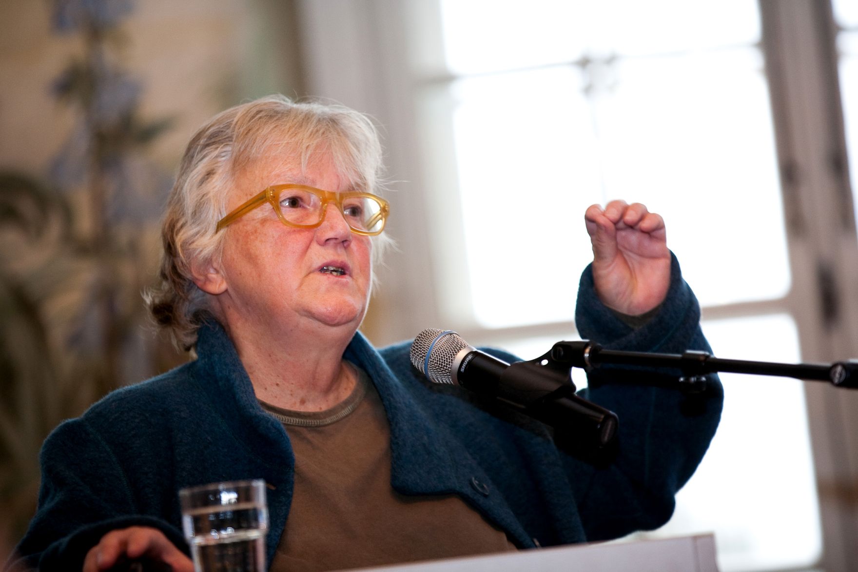 Am 7. Oktober 2011 er&ouml;ffnete Frauenministerin Gabriele Heinisch-Hosek die Frauenenquete ARBEIT.NEU.DENKEN im Schloss Laudon.