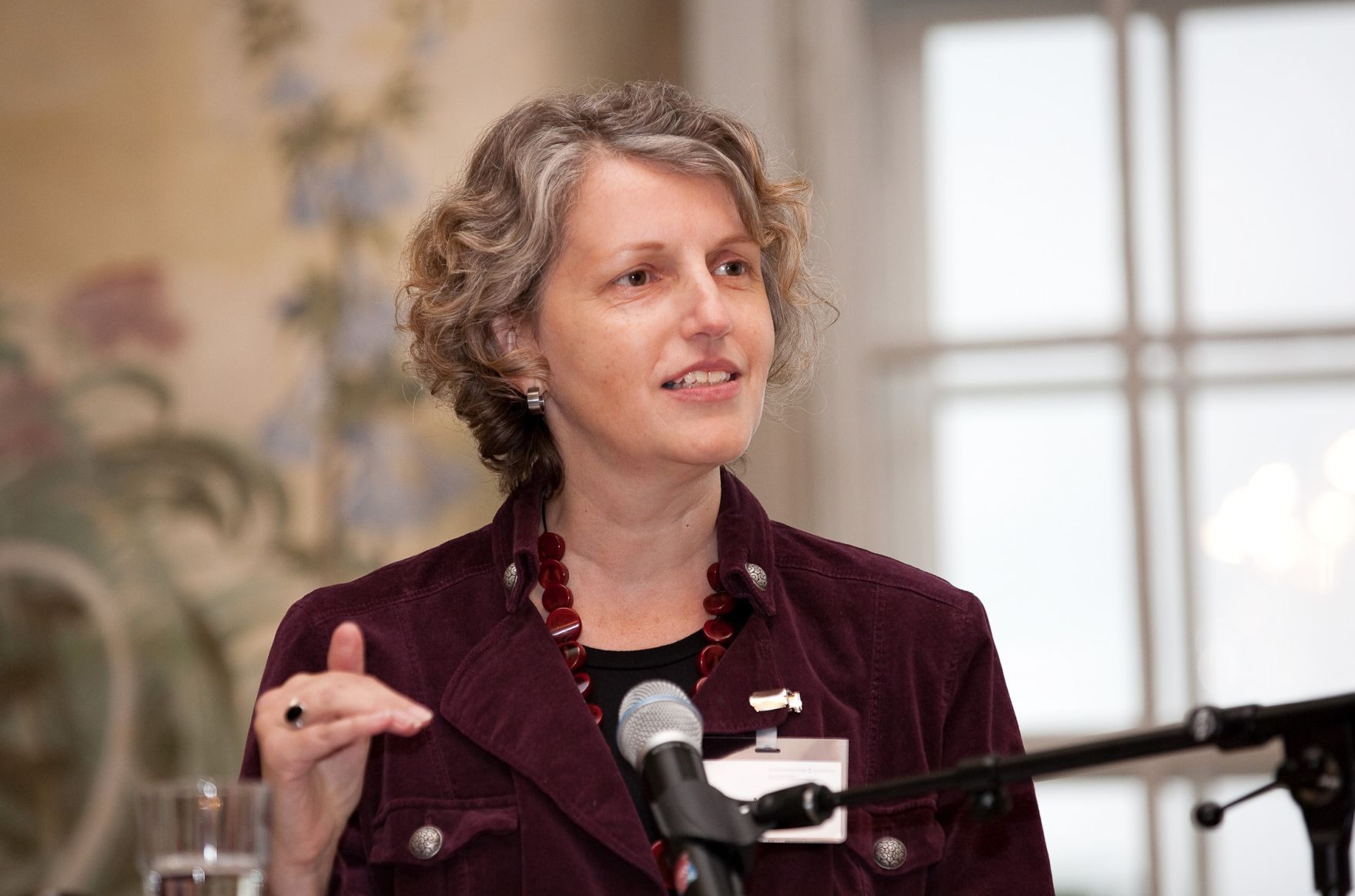 Am 7. Oktober 2011 er&ouml;ffnete Frauenministerin Gabriele Heinisch-Hosek die Frauenenquete ARBEIT.NEU.DENKEN im Schloss Laudon.