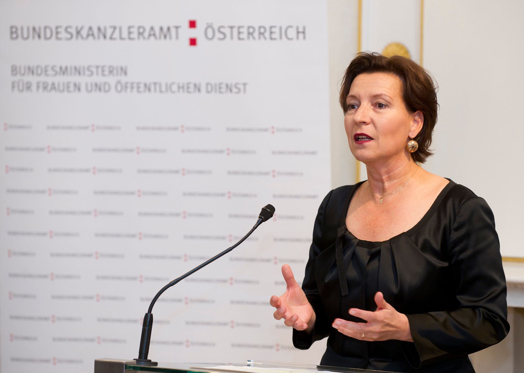 12. Oktober 2011 Bundesministerin Gabriele Heinisch-Hosek bei der K&auml;the-Leichter-Preisverleihung.