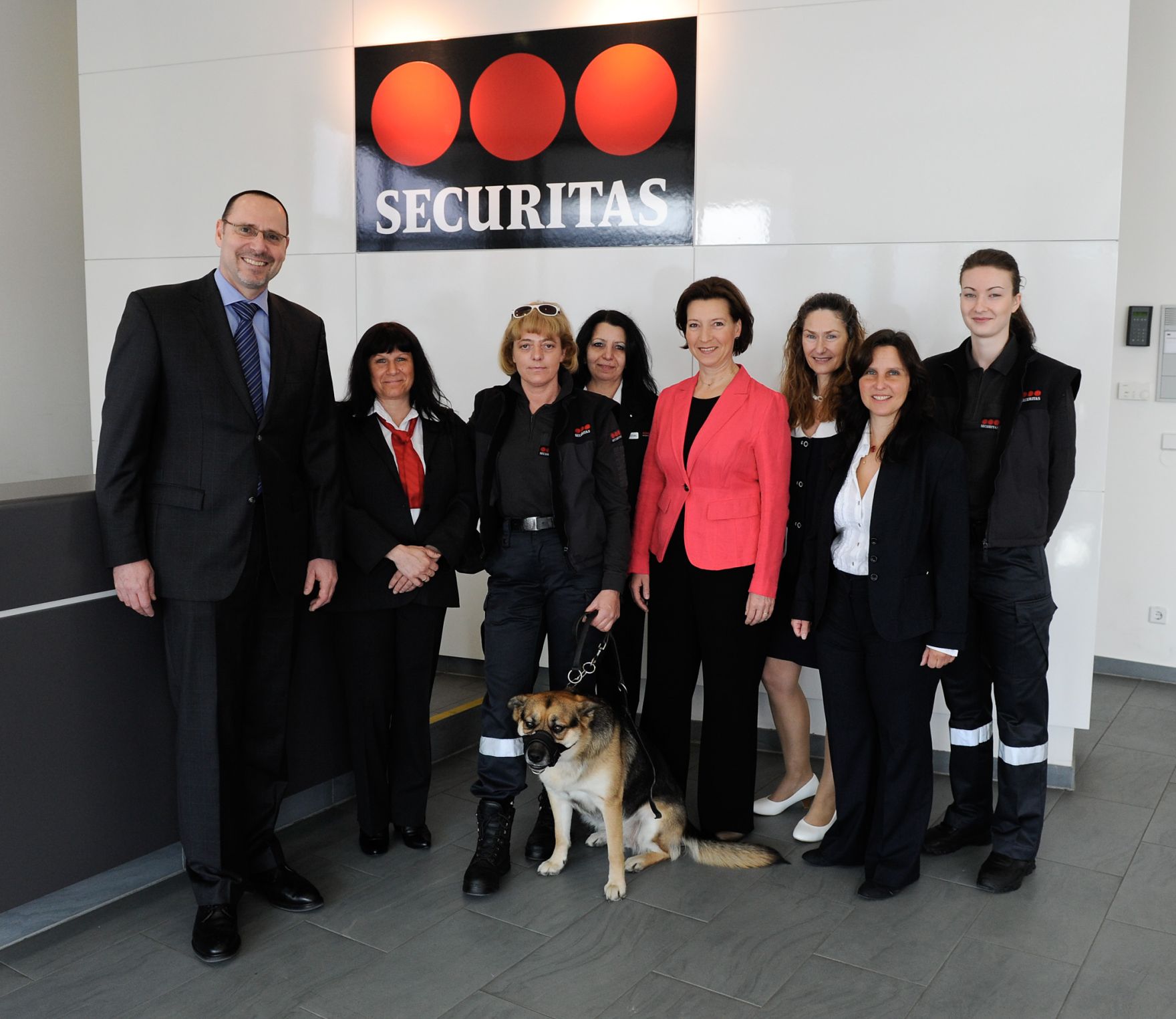 Am 23. M&auml;rz 2012 besuchte Frauenministerin Gabriele Heinisch-Hosek die Firma Securitas in Wien.