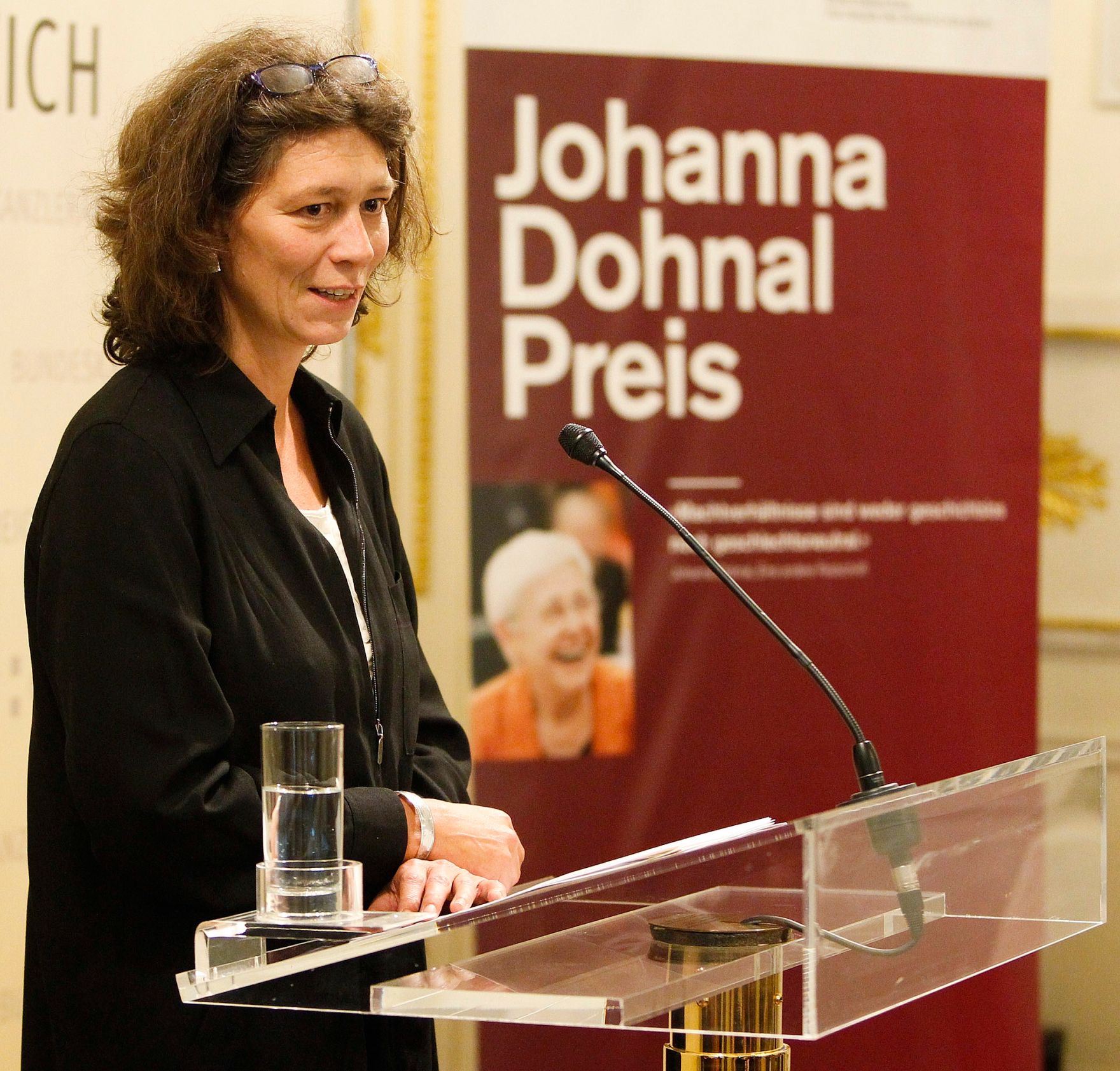 Am 12. Juni 2012 lud Frauenministerin Gabriele Heinisch-Hosek zur Verleihung des Johanna-Dohnal Preises 2012 ins Bundeskanzleramt. Im Bild Jurymitglieder Brigitte Ratzer.