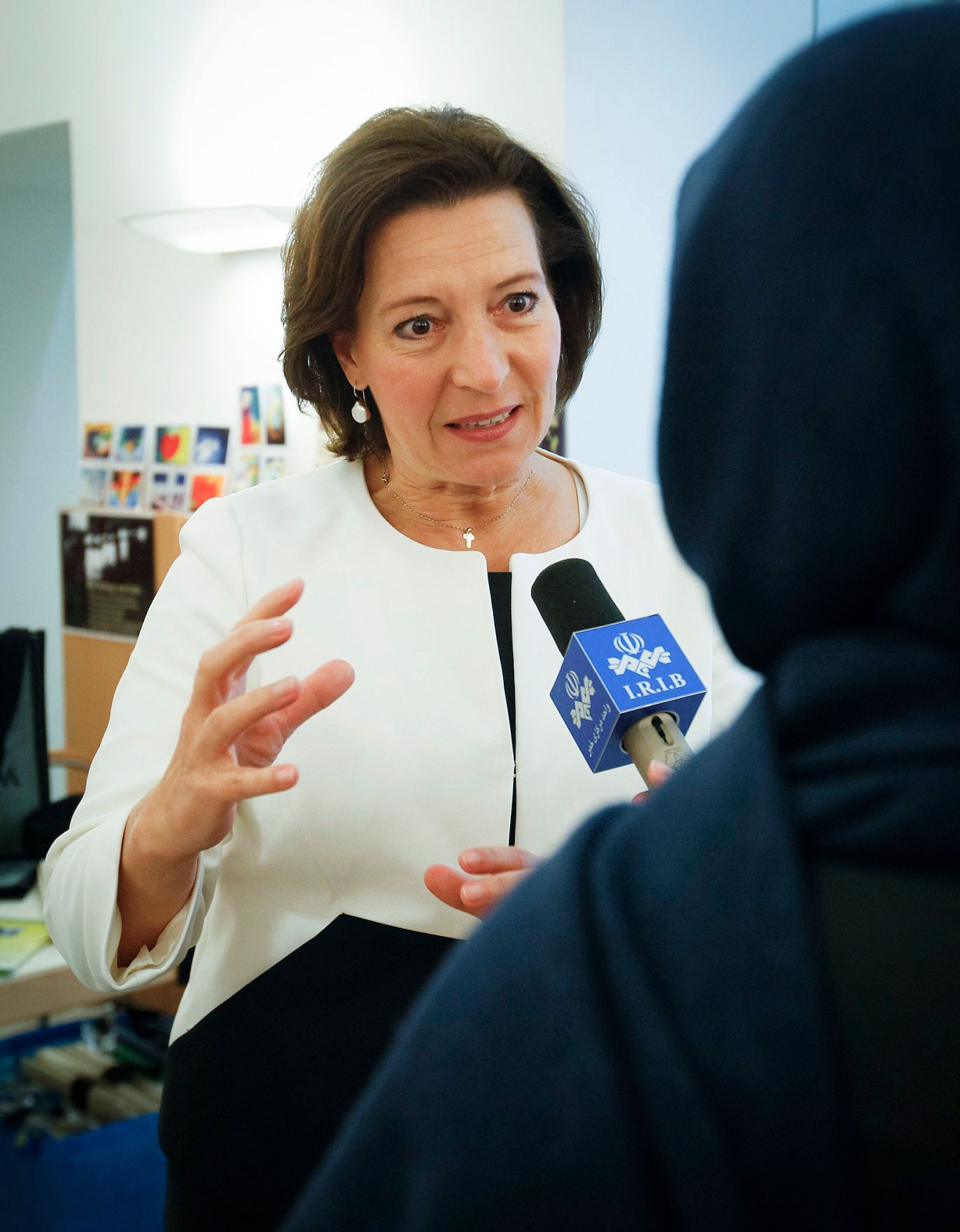 Am 5. Oktober 2012 hielt Frauenministerin Gabriele Heinisch-Hosek (im Bild) eine Festansprache bei der Veranstaltung "Gemeinsam gegen Menschenhandel" in der Diplomatischen Akademie Wien.