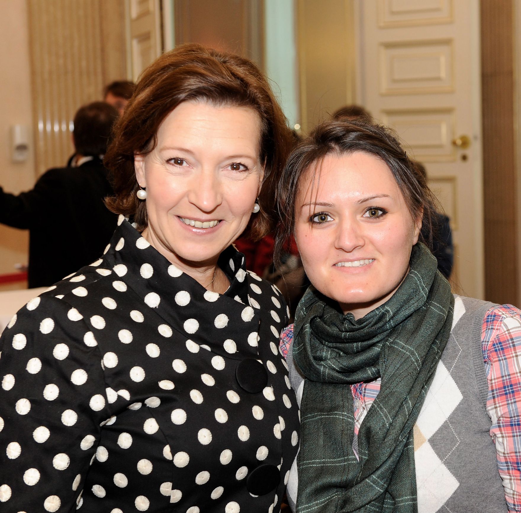 Am 26. Oktober 2012 empfing Frauenministerin Gabriele Heinisch-Hosek im Rahmen des Nationalfeiertages Besucherinnen und Besucher im Bundeskanzleramt.
