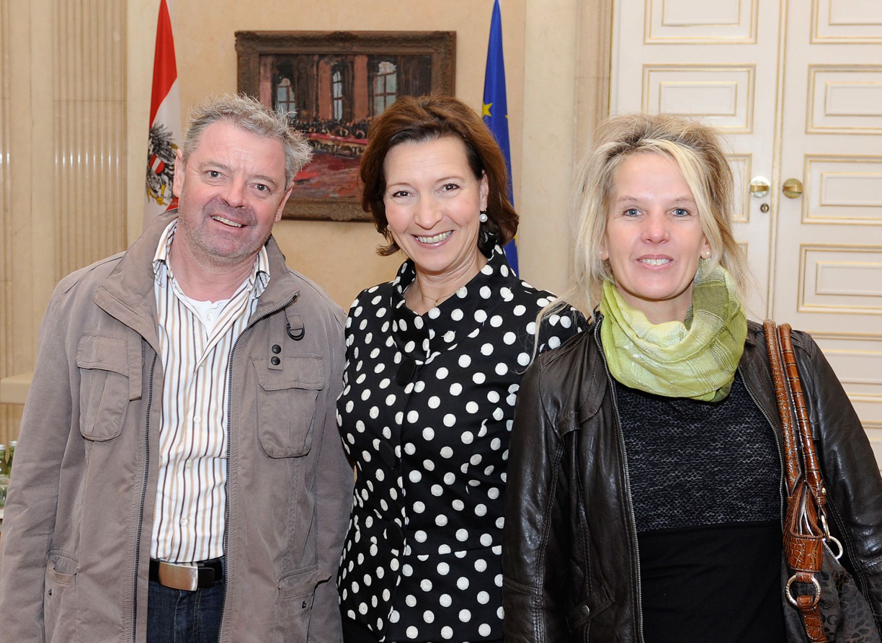Am 26. Oktober 2012 empfing Frauenministerin Gabriele Heinisch-Hosek im Rahmen des Nationalfeiertages Besucherinnen und Besucher im Bundeskanzleramt.