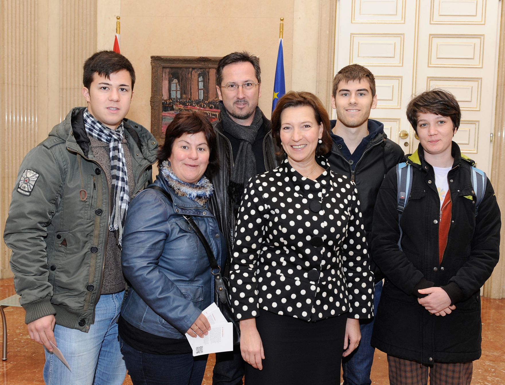 Am 26. Oktober 2012 empfing Frauenministerin Gabriele Heinisch-Hosek im Rahmen des Nationalfeiertages Besucherinnen und Besucher im Bundeskanzleramt.