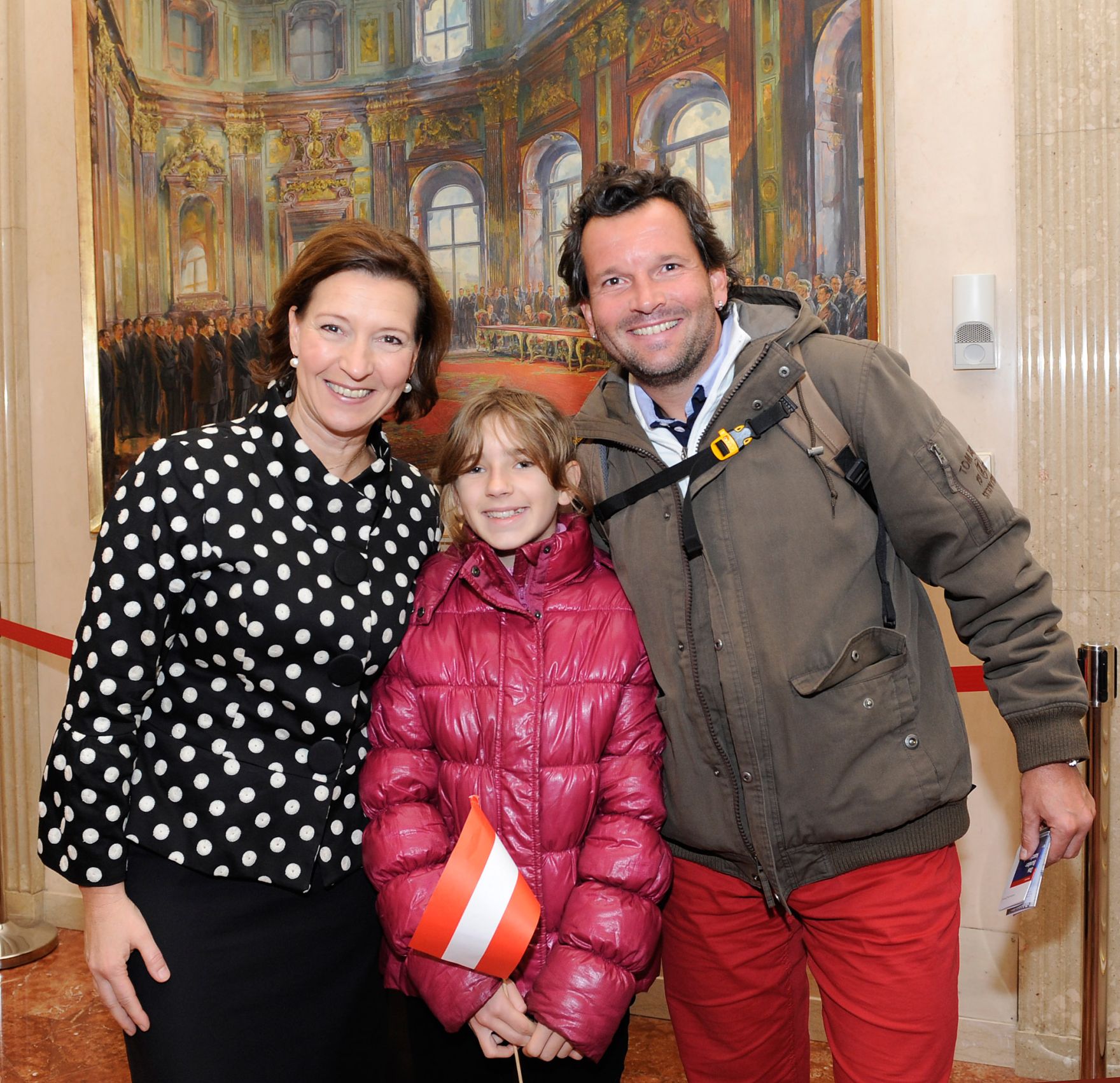Am 26. Oktober 2012 empfing Frauenministerin Gabriele Heinisch-Hosek im Rahmen des Nationalfeiertages Besucherinnen und Besucher im Bundeskanzleramt.