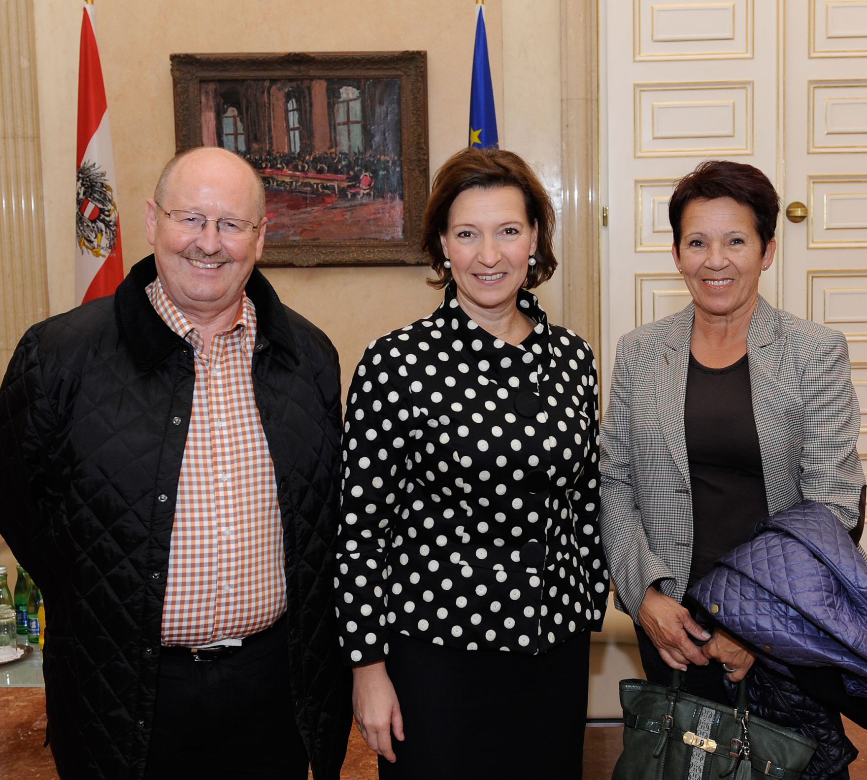 Am 26. Oktober 2012 empfing Frauenministerin Gabriele Heinisch-Hosek im Rahmen des Nationalfeiertages Besucherinnen und Besucher im Bundeskanzleramt.