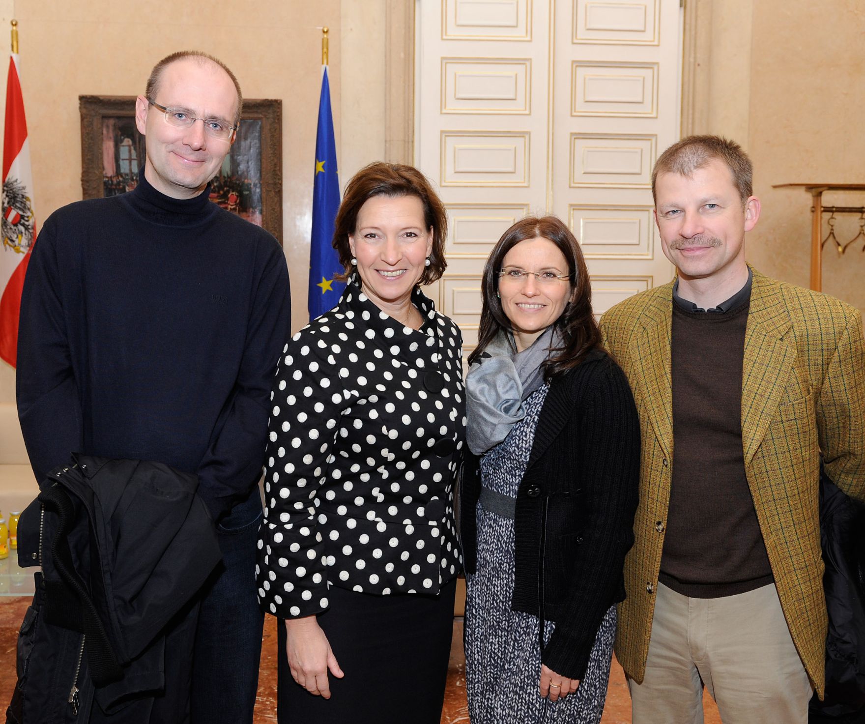 Am 26. Oktober 2012 empfing Frauenministerin Gabriele Heinisch-Hosek im Rahmen des Nationalfeiertages Besucherinnen und Besucher im Bundeskanzleramt.