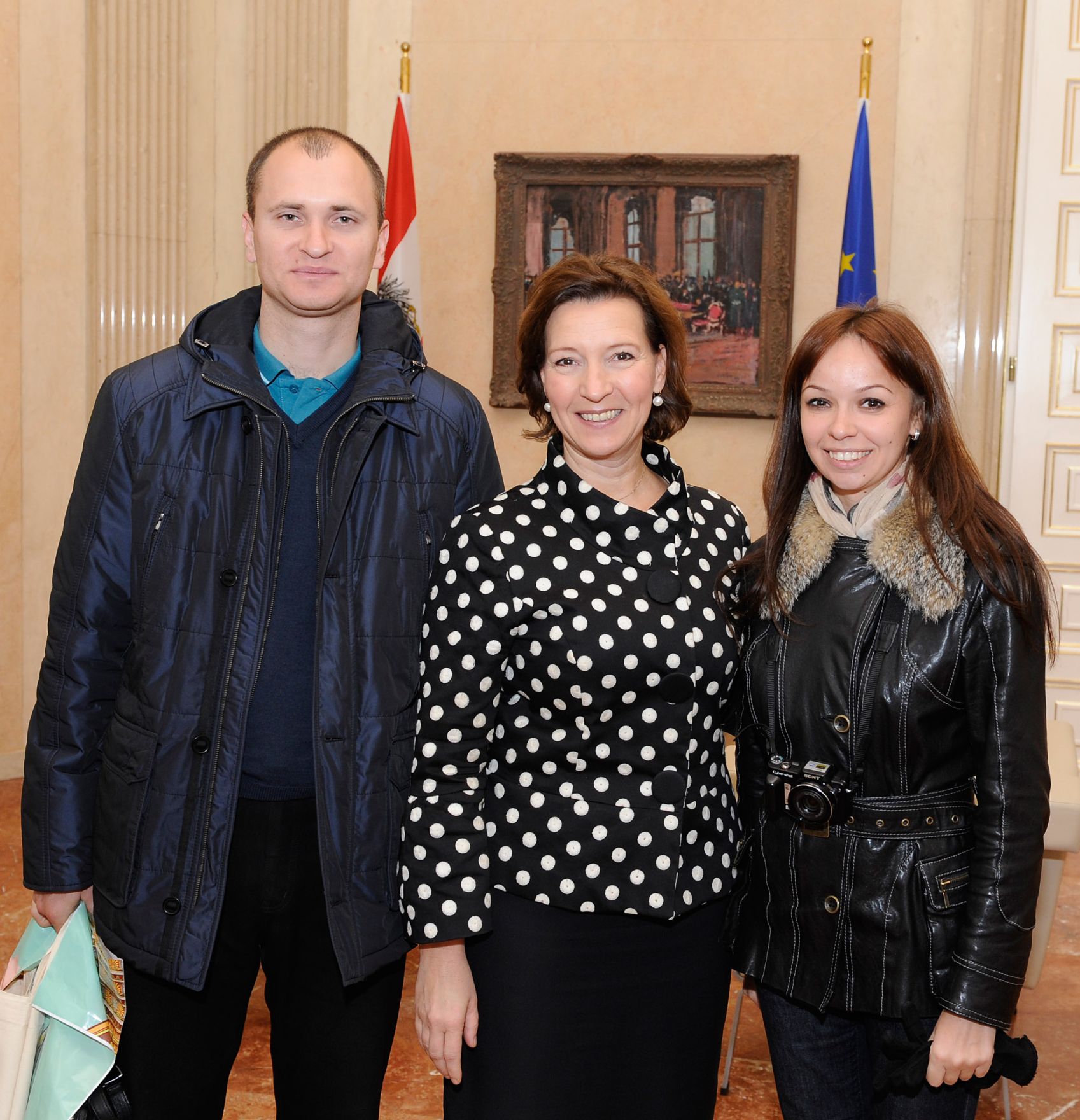 Am 26. Oktober 2012 empfing Frauenministerin Gabriele Heinisch-Hosek im Rahmen des Nationalfeiertages Besucherinnen und Besucher im Bundeskanzleramt.