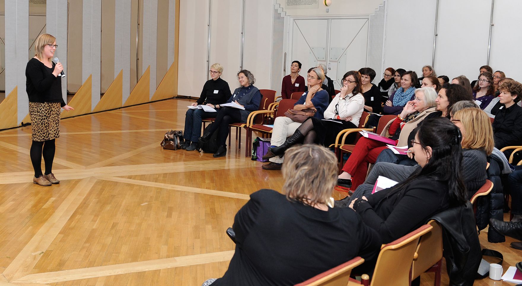 Am 5. November 2012 er&ouml;ffnete Frauenministerin Gabriele Heinisch-Hosek die Frauenenquete &quot;Frauen.K&ouml;rper.Politiken&quot; im Bundesministerium f&uuml;r Gesundheit.