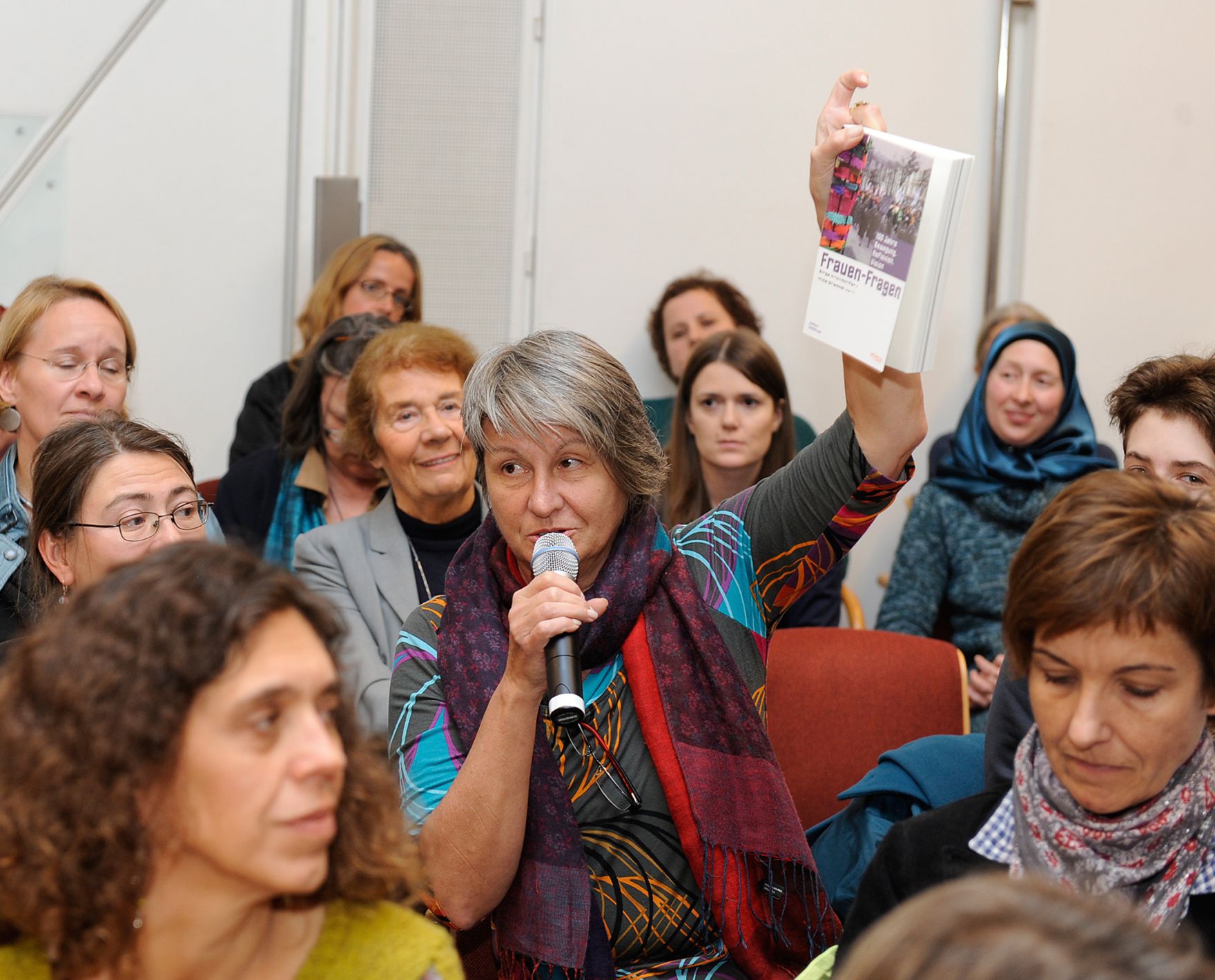 Am 5. November 2012 er&ouml;ffnete Frauenministerin Gabriele Heinisch-Hosek die Frauenenquete &quot;Frauen.K&ouml;rper.Politiken&quot; im Bundesministerium f&uuml;r Gesundheit.