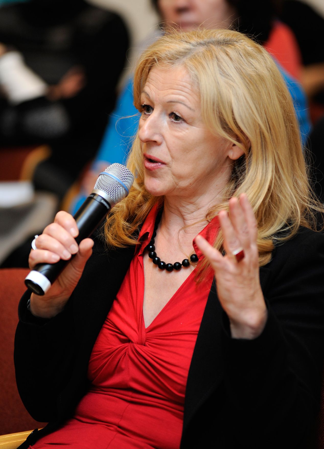 Am 5. November 2012 er&ouml;ffnete Frauenministerin Gabriele Heinisch-Hosek die Frauenenquete &quot;Frauen.K&ouml;rper.Politiken&quot; im Bundesministerium f&uuml;r Gesundheit.